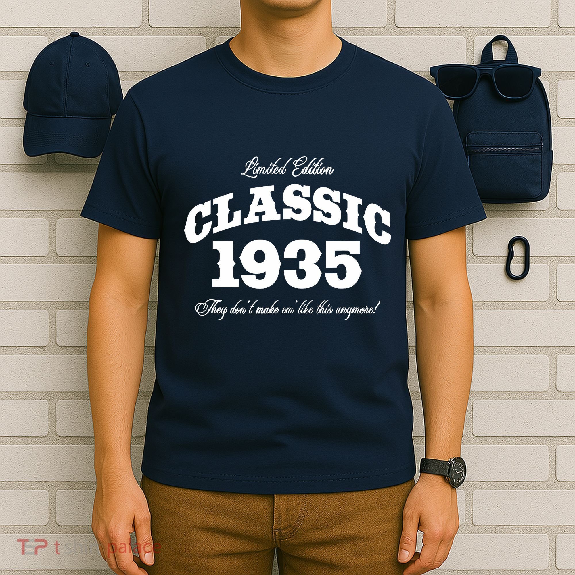 88 Year Old: Vintage Classic Car 1935 88th Birthday T-Shirt