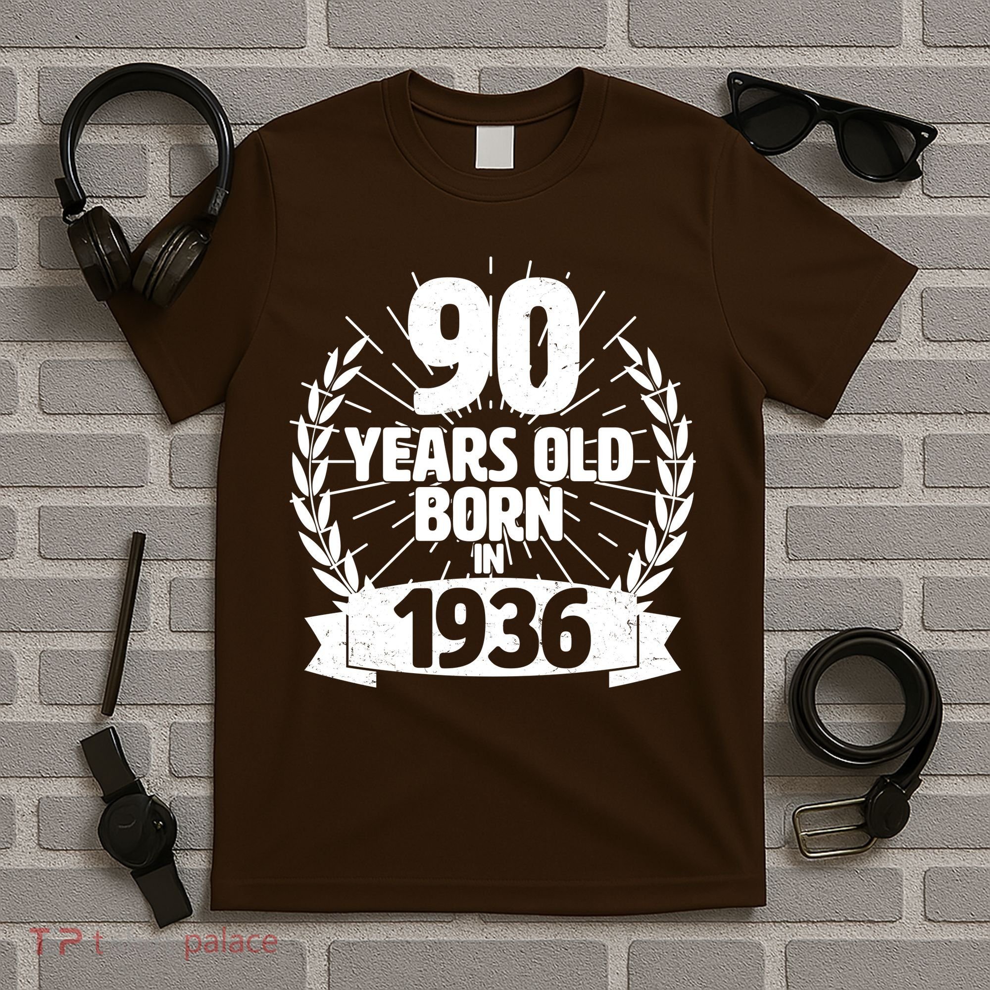 90th Birthday 90 Years Old Born In 1936 Wreath Banner  T-Shirt