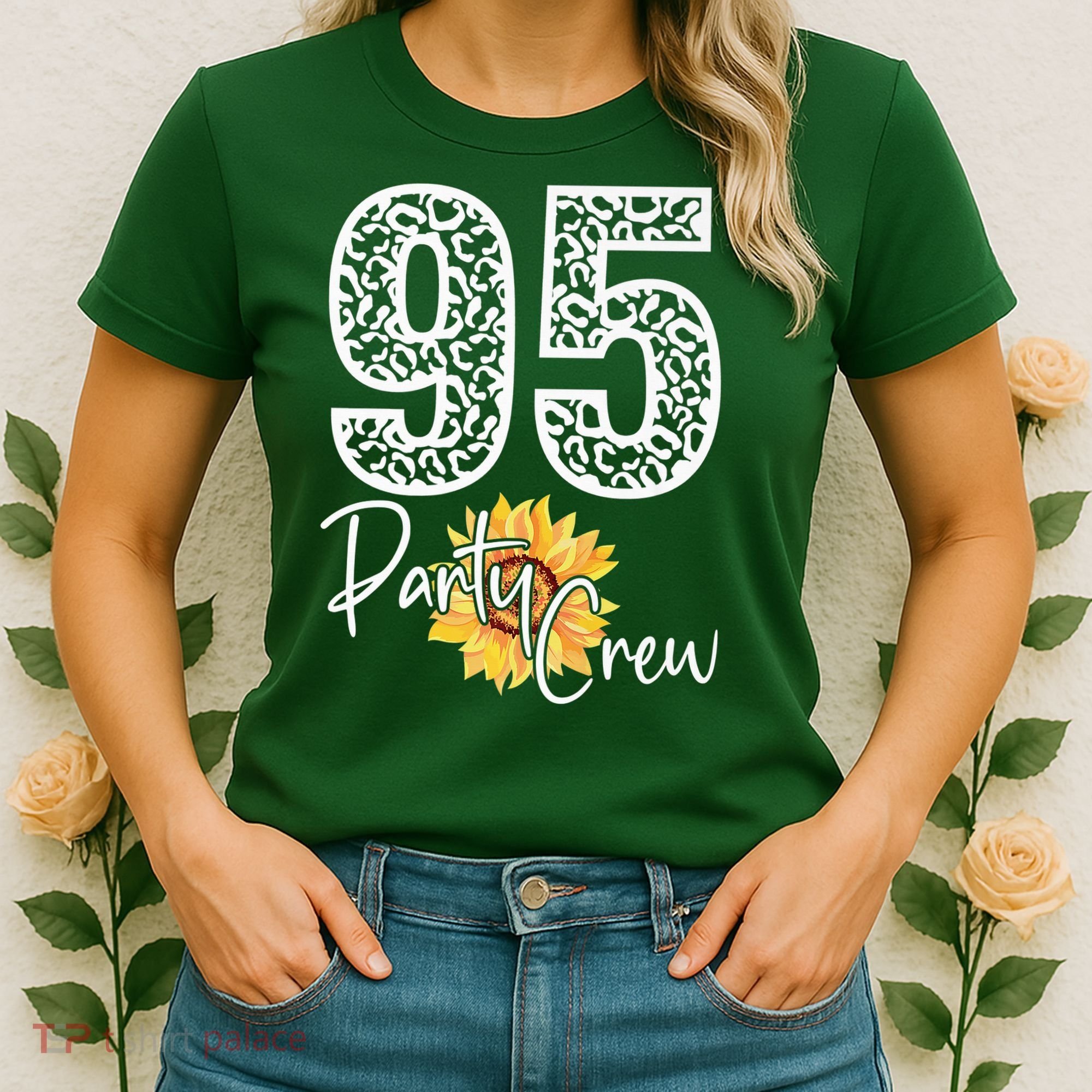 95 Party Crew Drinking Beer 95th Years Happy Birthday Sun Flower Women's T-Shirt