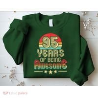 95 Years Of Being Awesome 95 Years Old 95th Birthday Retro Sweatshirt thumb 2