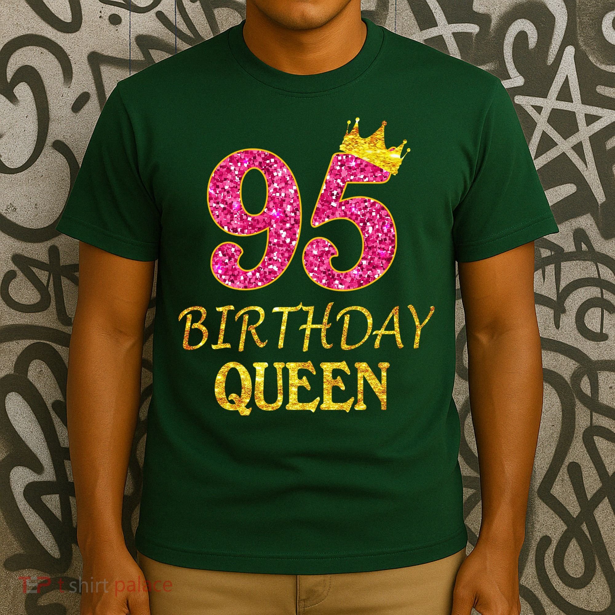 95 Years Old Birthday Queen Girl 95th Birthday Pink T-Shirt