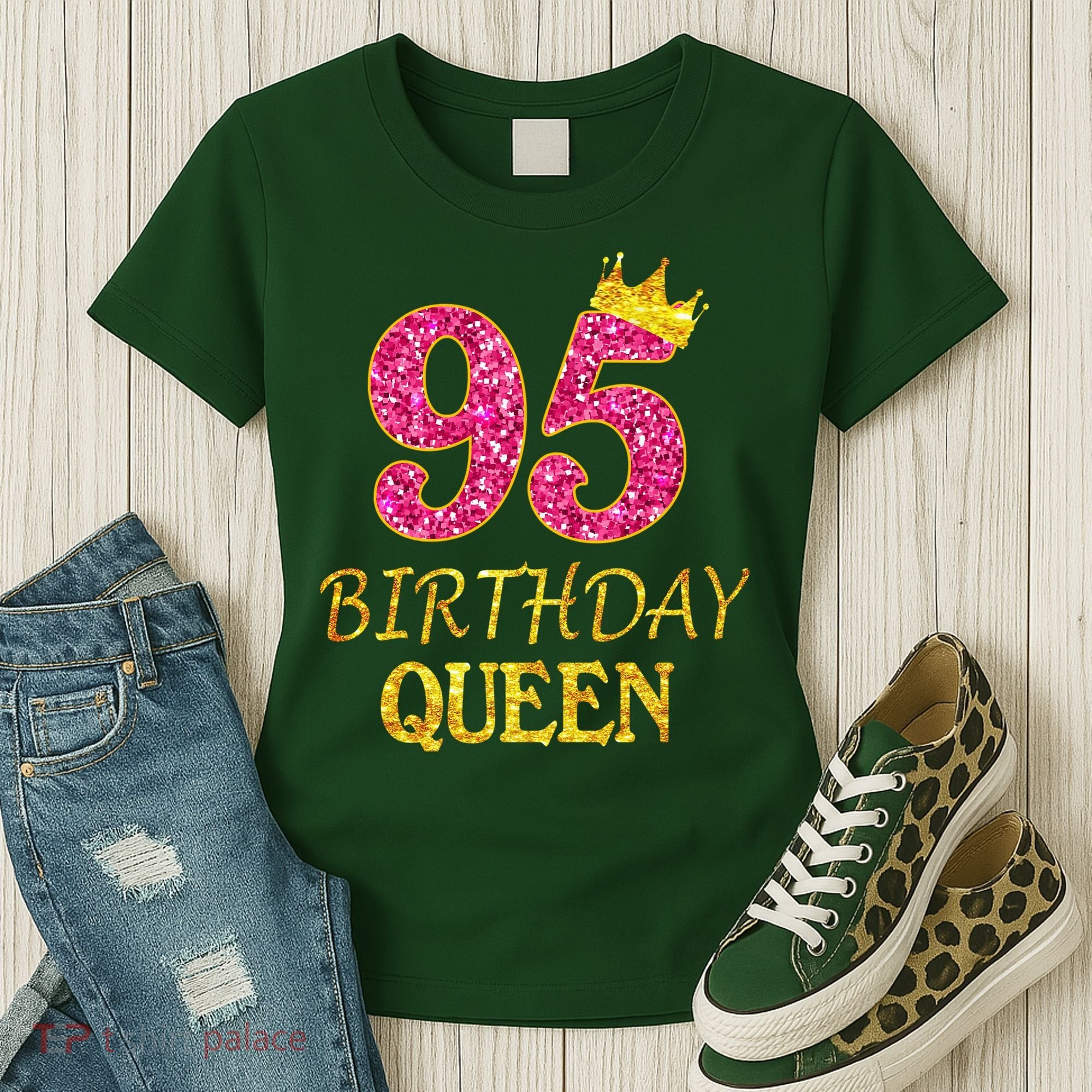 95 Years Old Birthday Queen Girl 95th Birthday Pink Women's T-Shirt