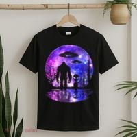 Alien And Bigfoot Full Moon Sasquatch Ufo T-Shirt thumb 2