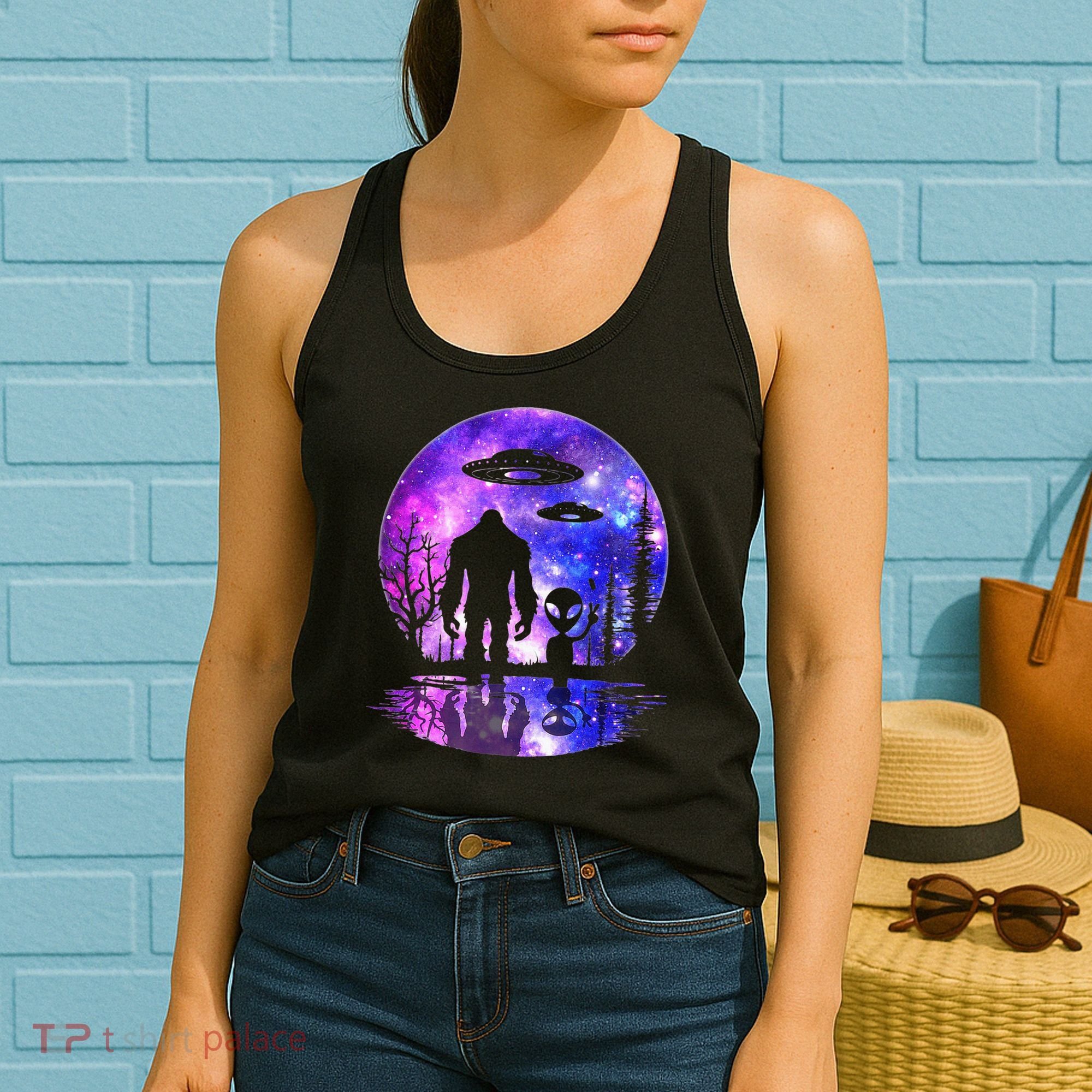 Alien And Bigfoot Full Moon Sasquatch Ufo Women's Tank Top