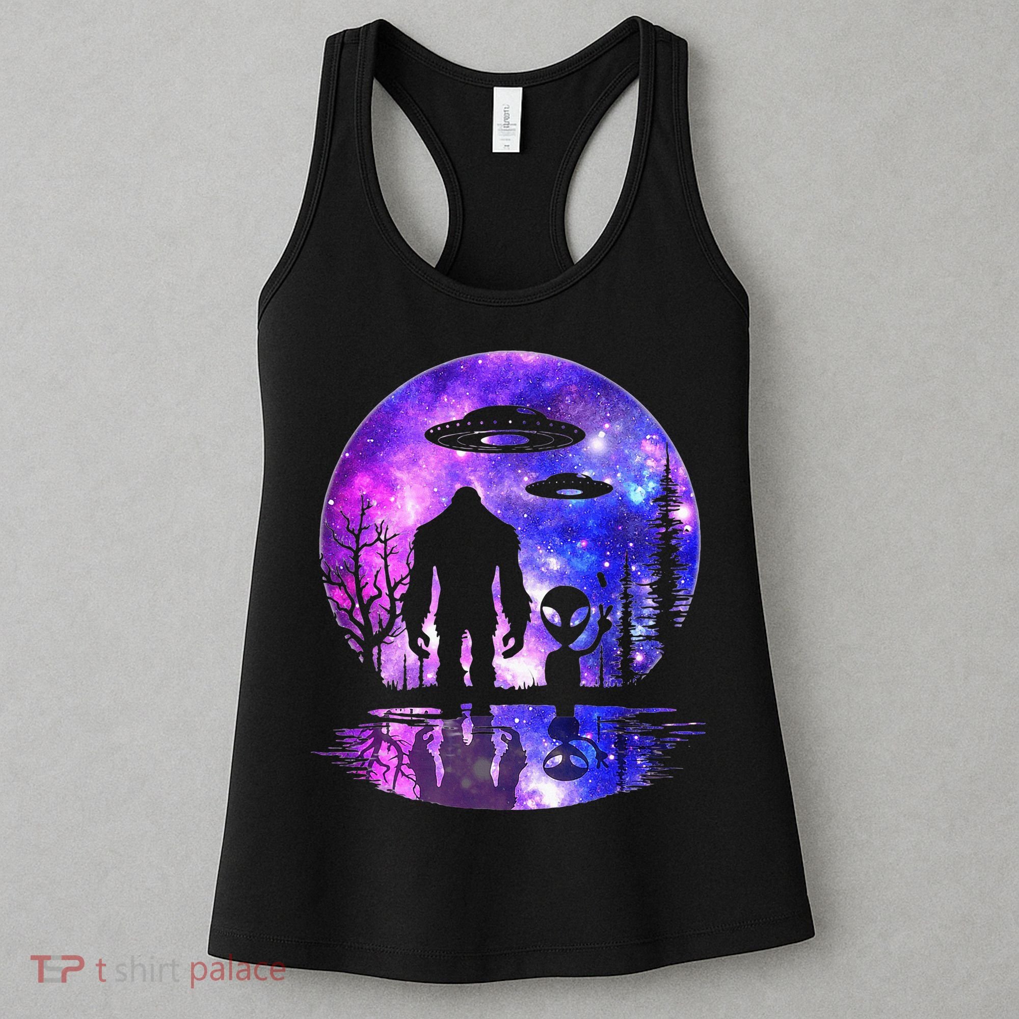 Alien And Bigfoot Full Moon Sasquatch Ufo Women's Tank Top