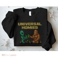 Aliens and bigfoot are homies Sweatshirt thumb 2