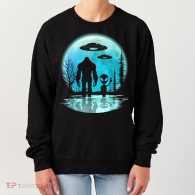 Alien And Bigfoot Moon Women's Sweatshirt
