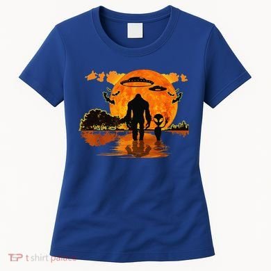 Alien And Bigfoot Sasquatch Moon Halloween Women's T-Shirt
