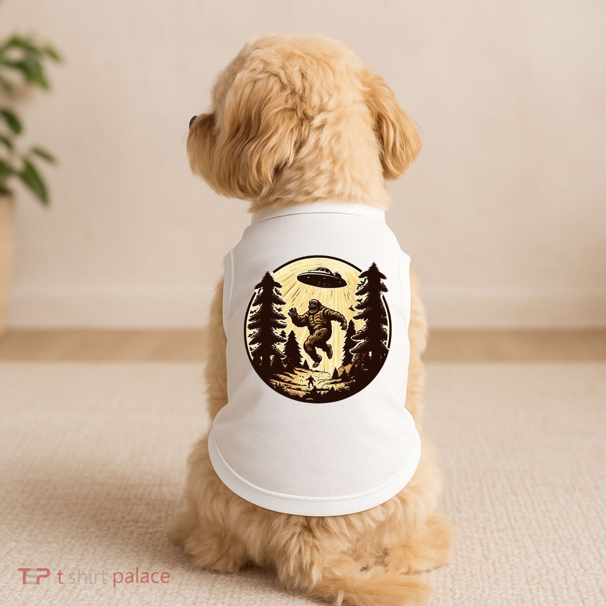 Alien And Bigfoot UFO Bigfoot Alien Doggie Tank