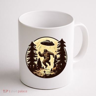 Alien And Bigfoot UFO Bigfoot Alien Coffee Mug back