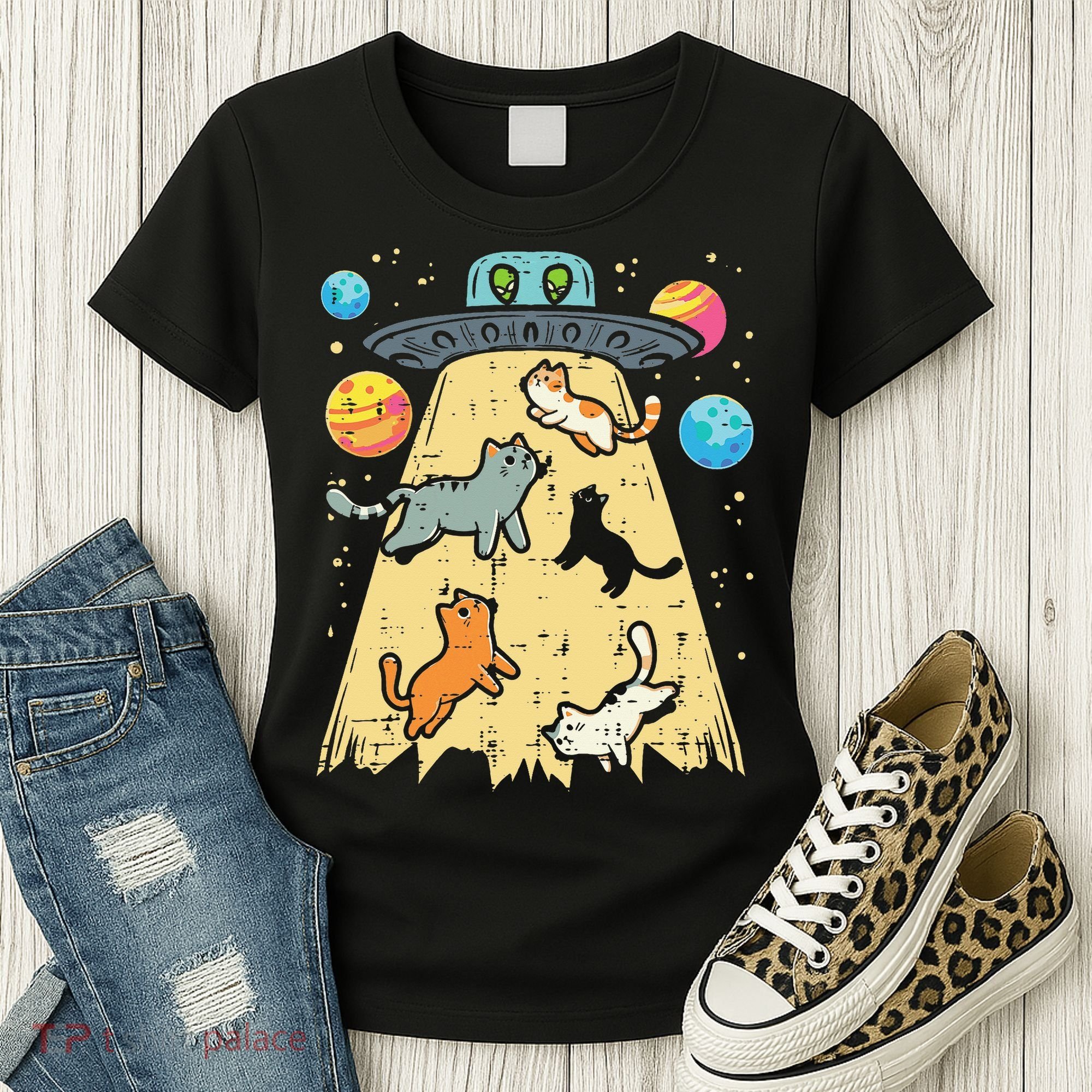Alien Abduction Cats Ufo Flying Saucer Space Women Women's T-Shirt