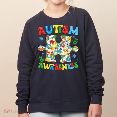 Autism Awareness Coquette Bow Autism Awareness Puzzle Piece Women's Sweatshirt