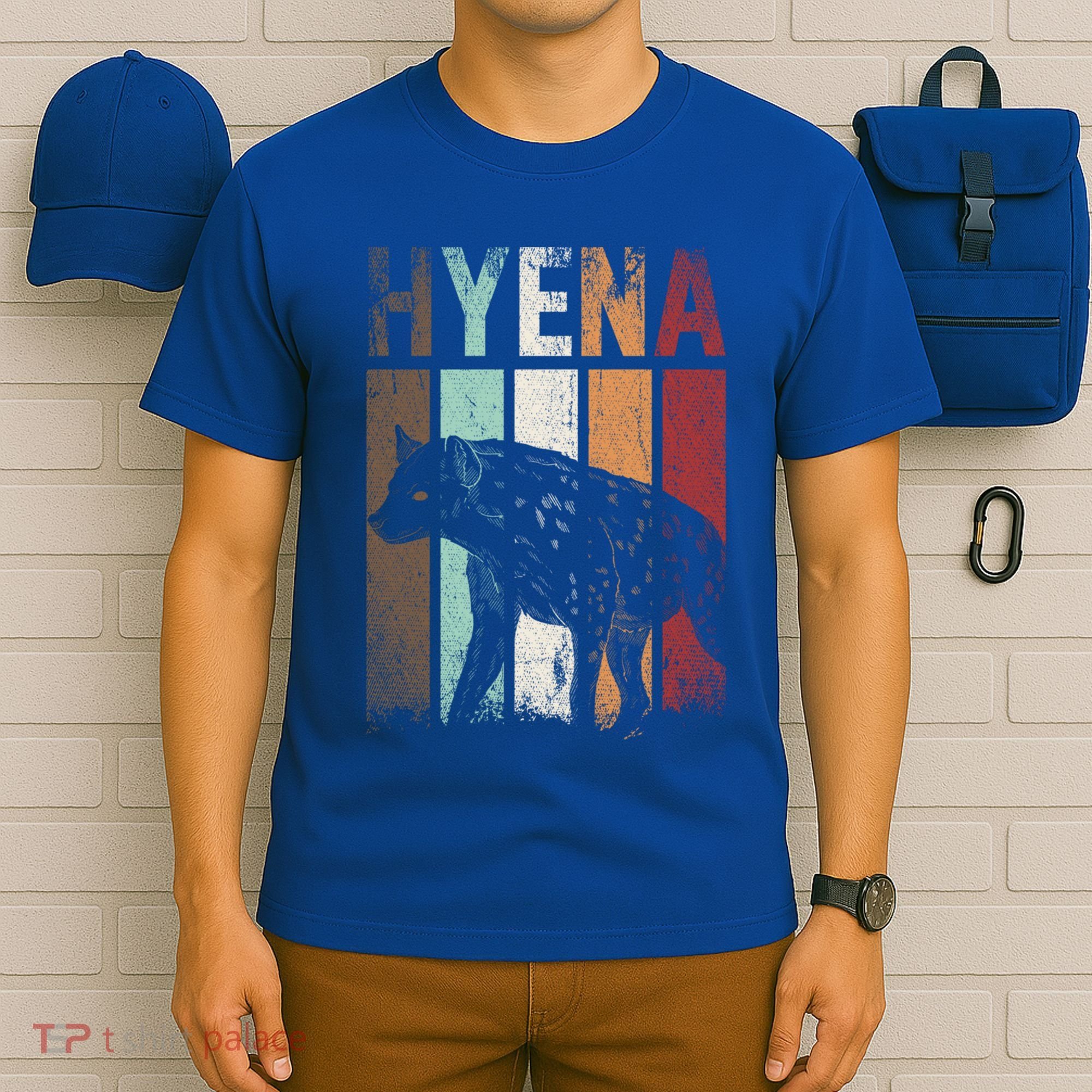 Africa Animal Gift Zoo Keeper Retro Hyena Funny Gift T-Shirt