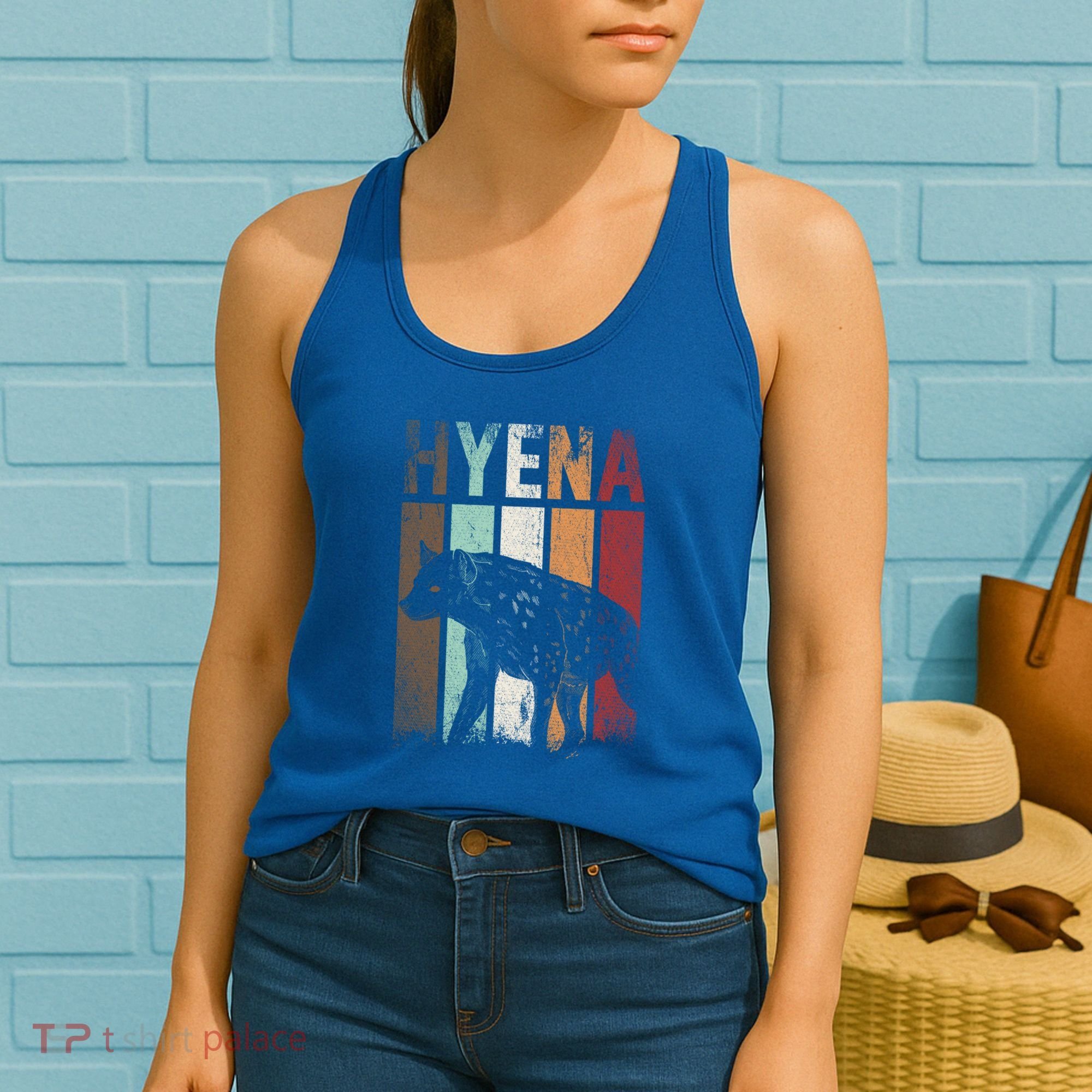Africa Animal Gift Zoo Keeper Retro Hyena Funny Gift Women's Tank Top