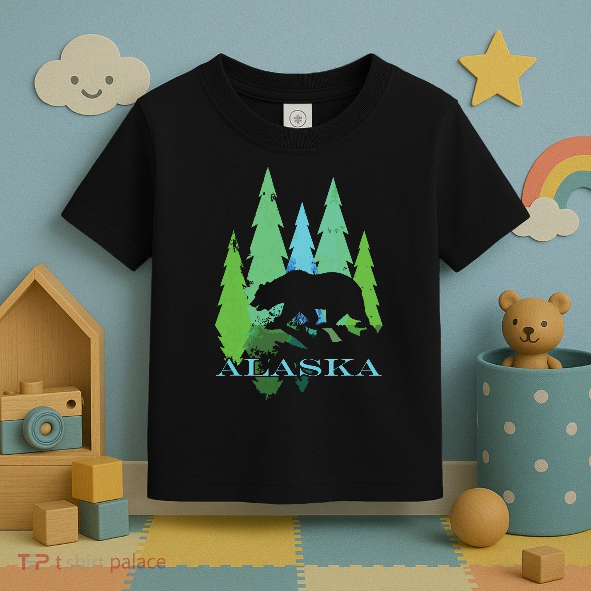 Alaska Alaskan Northern Light Trees With Bear Toddler T-Shirt