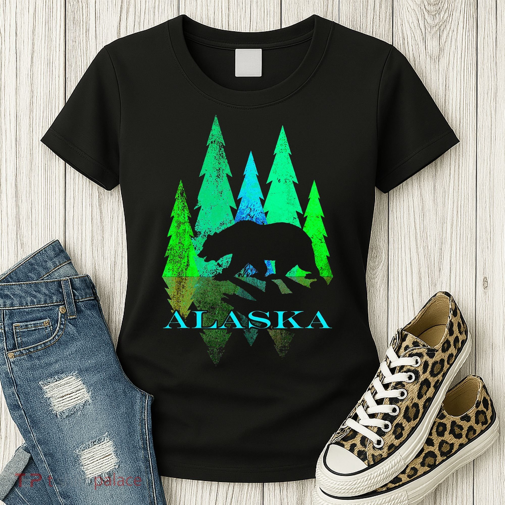 Alaska Alaskan Northern Light Trees With Bear Women's T-Shirt