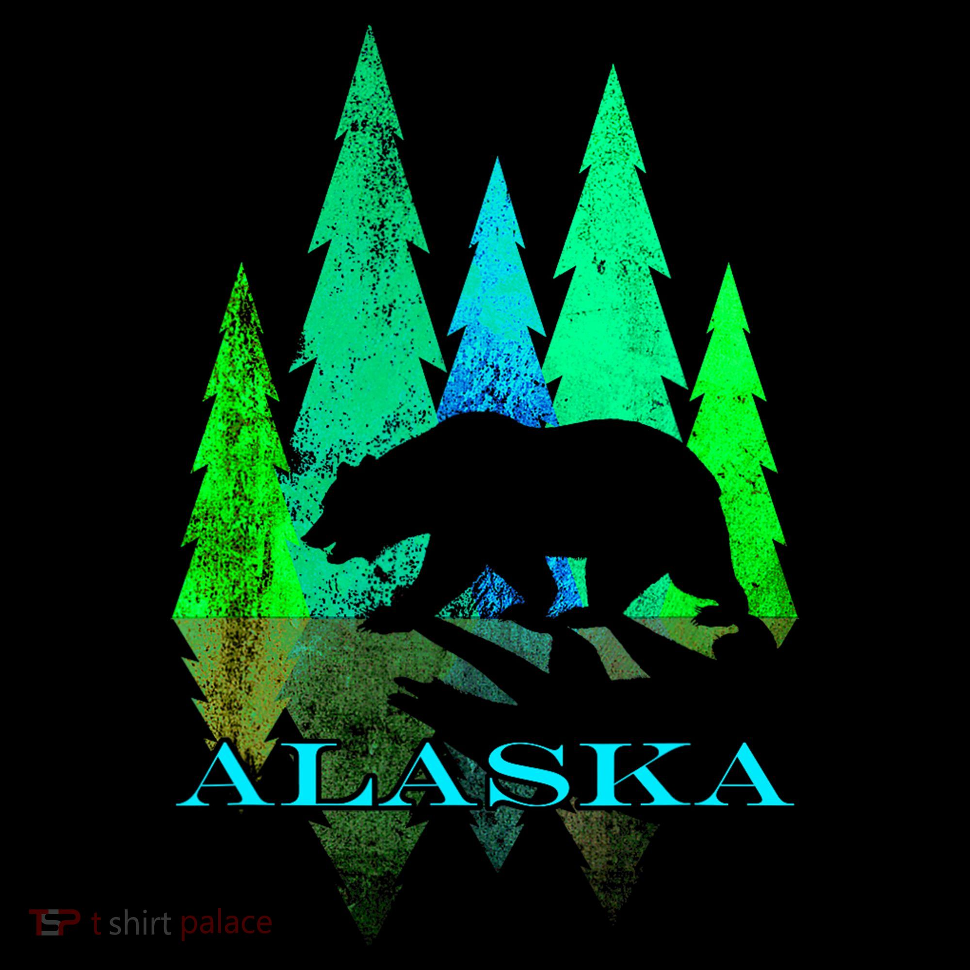 Alaska Alaskan Northern Light Trees With Bear Women's Hoodie