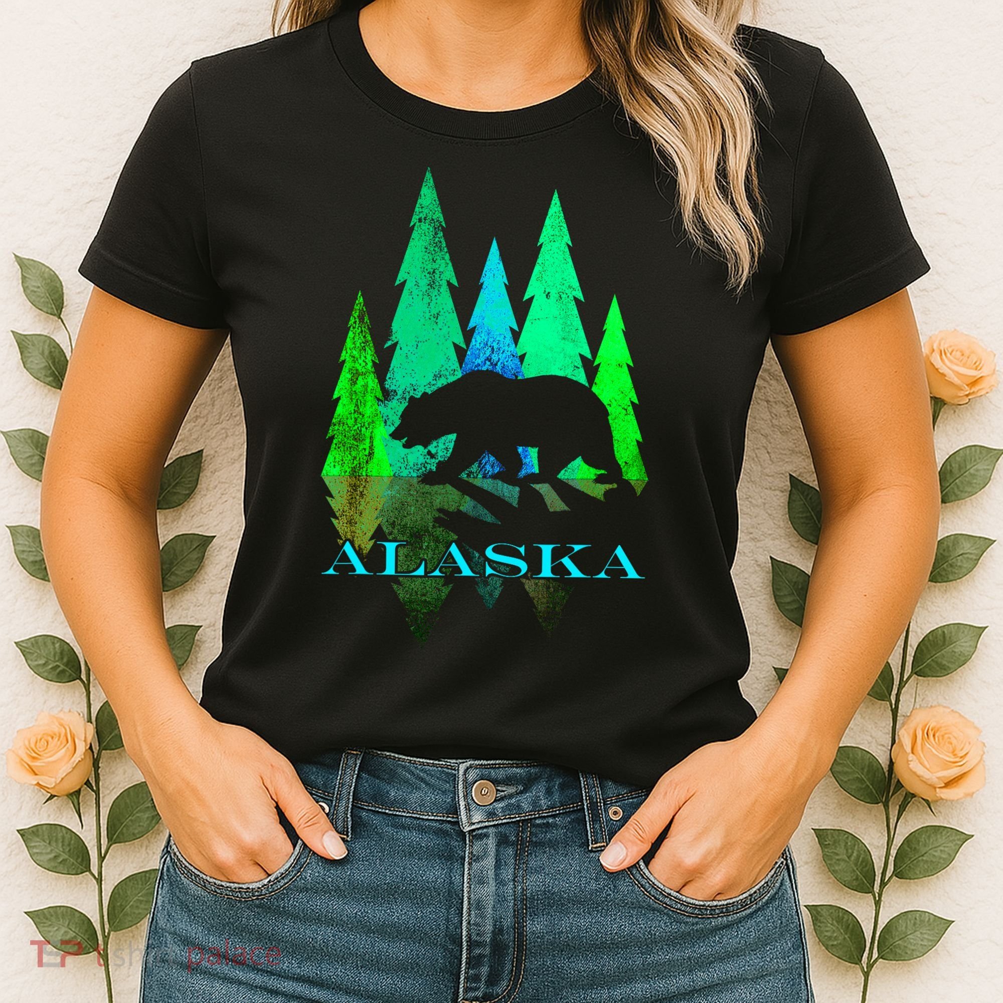 Alaska Alaskan Northern Light Trees With Bear Women's T-Shirt