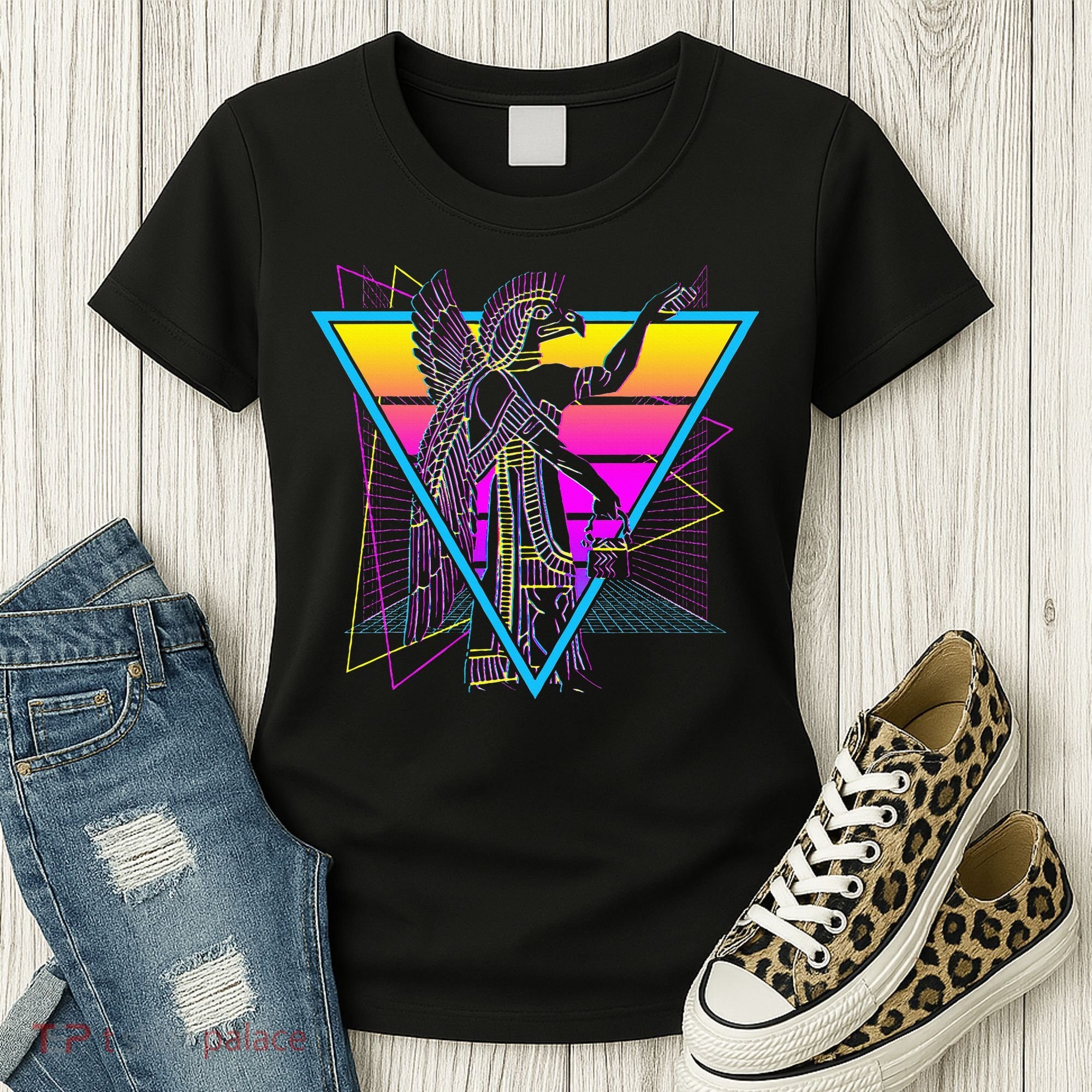 Anunnaki Ancient Sumerian Babylonian Assyrians Retro Women's T-Shirt