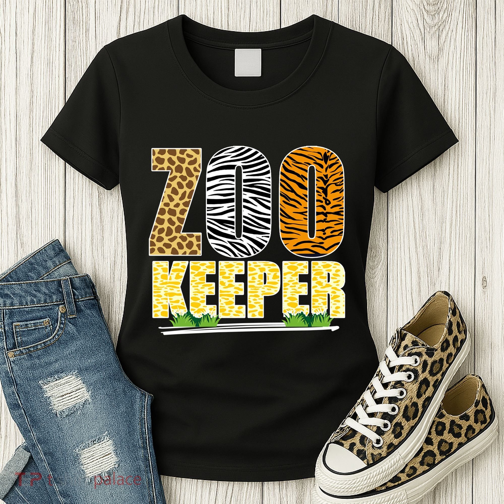 African Animals Zebra Giraffe Zookeeper Zoo Keeper Women's T-Shirt