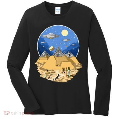 Aliens Bulding Egyptian Pyramids Women's Long Sleeve Shirt
