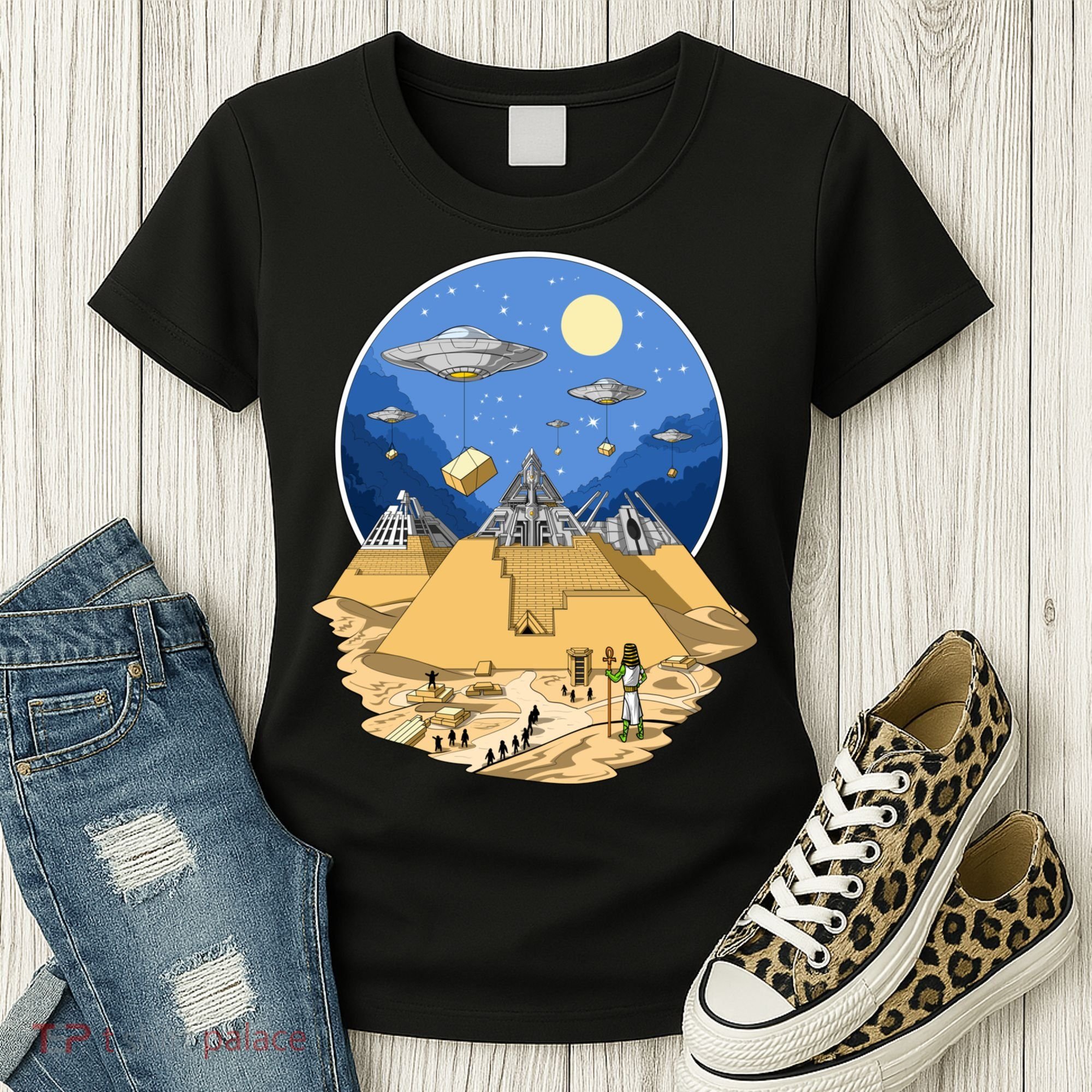 Aliens Bulding Egyptian Pyramids Women's T-Shirt