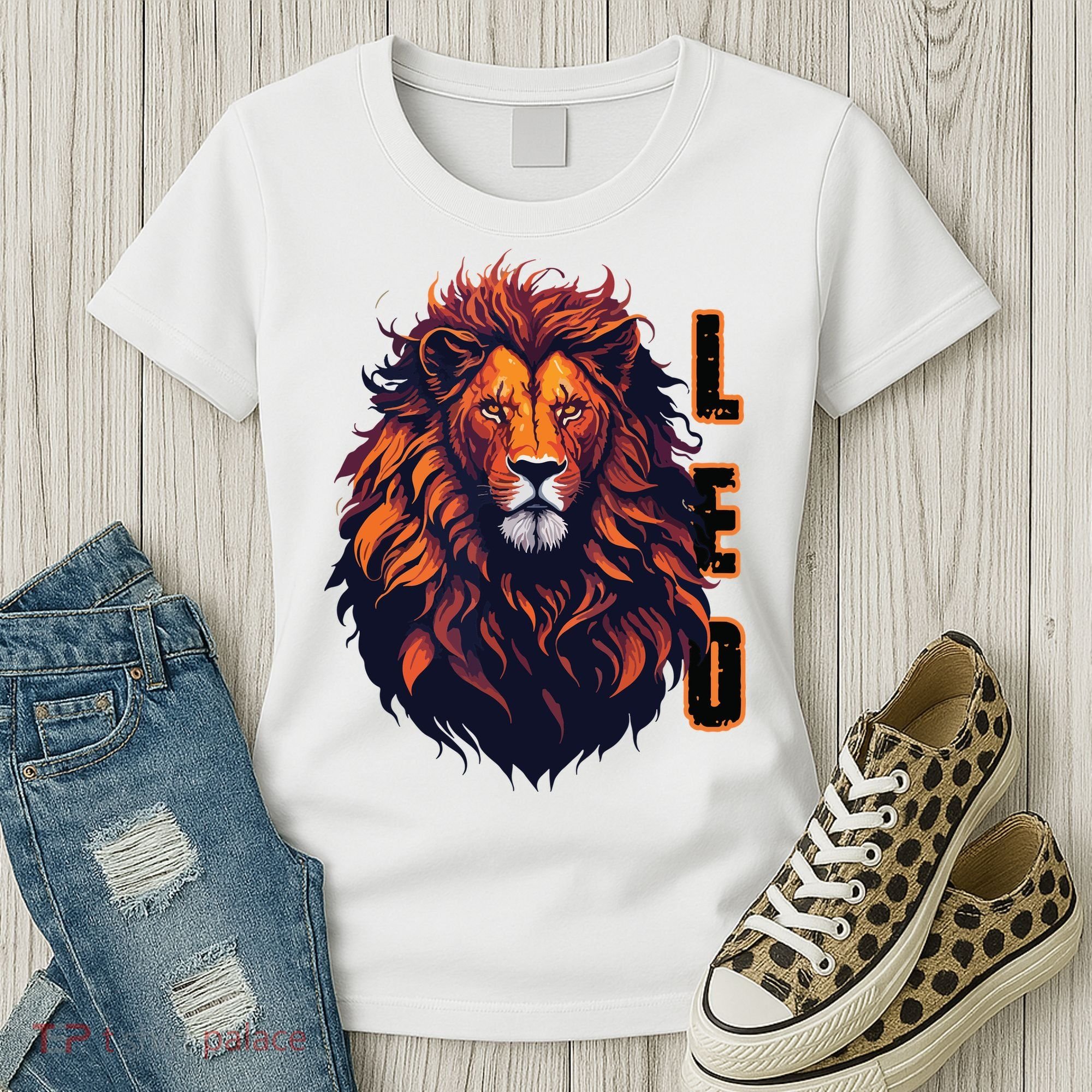 August Birthday Leo Lion Pride Graphic Zodiac Women's T-Shirt