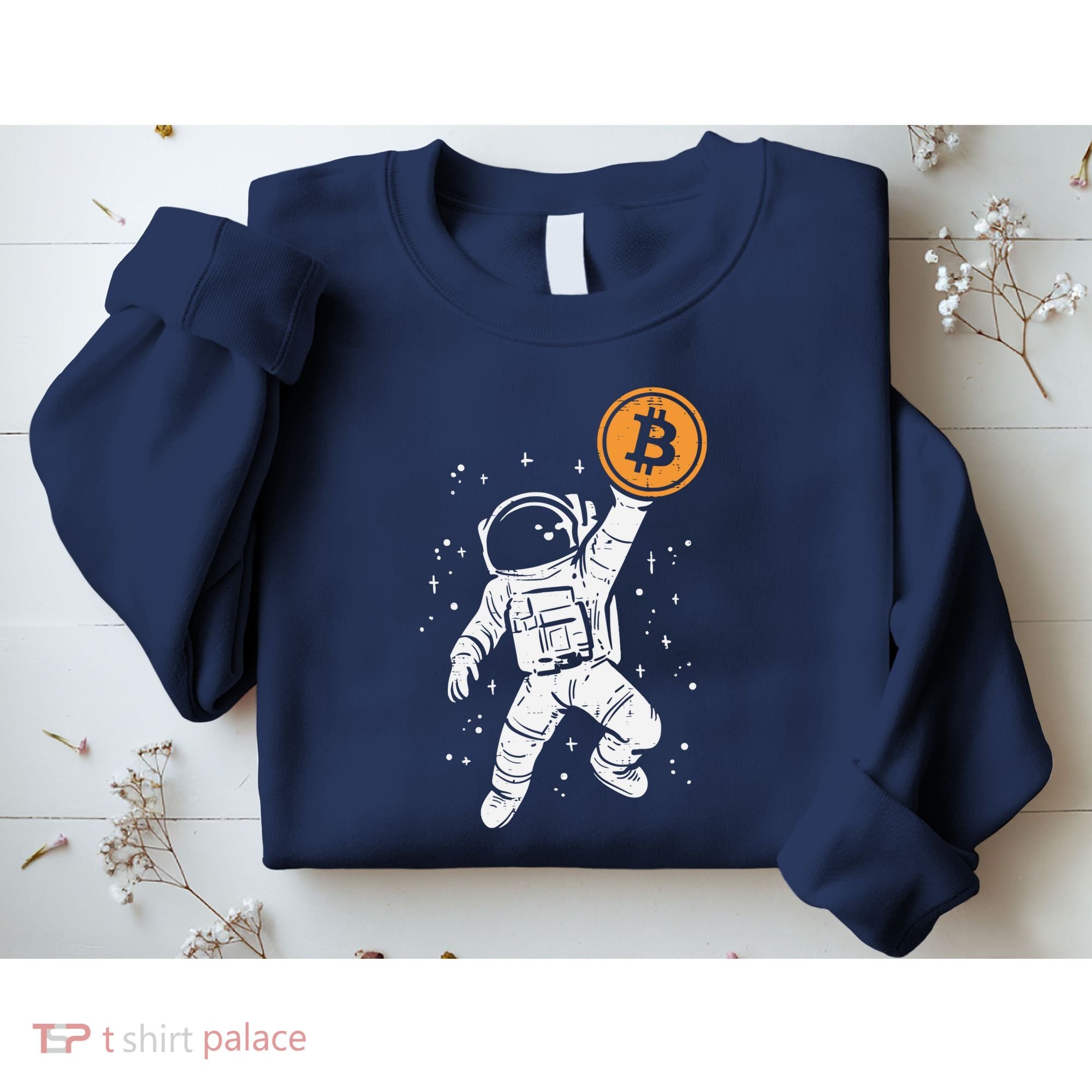 Astronaut Bitcoin Moon Funny Crypto Cryptocurrency Sweatshirt