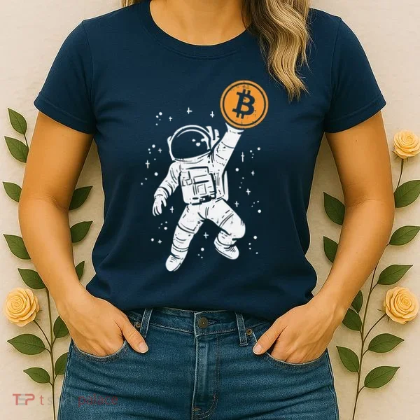 Astronaut Bitcoin Moon Funny Crypto Cryptocurrency Women's T-Shirt