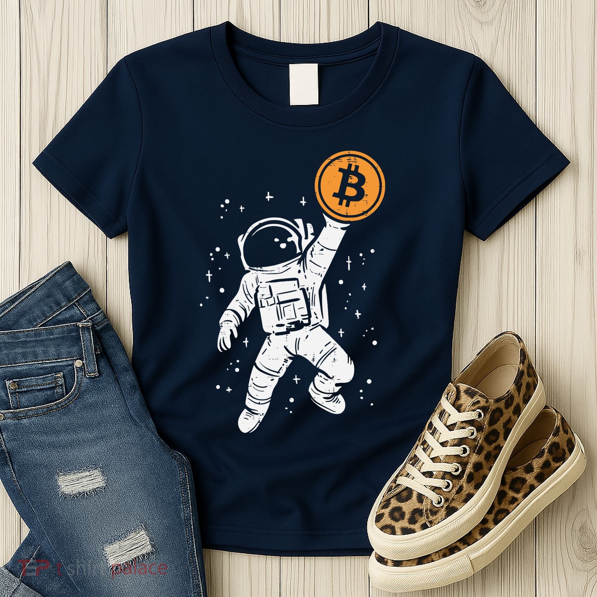 Astronaut Bitcoin Moon Funny Crypto Cryptocurrency Women's T-Shirt