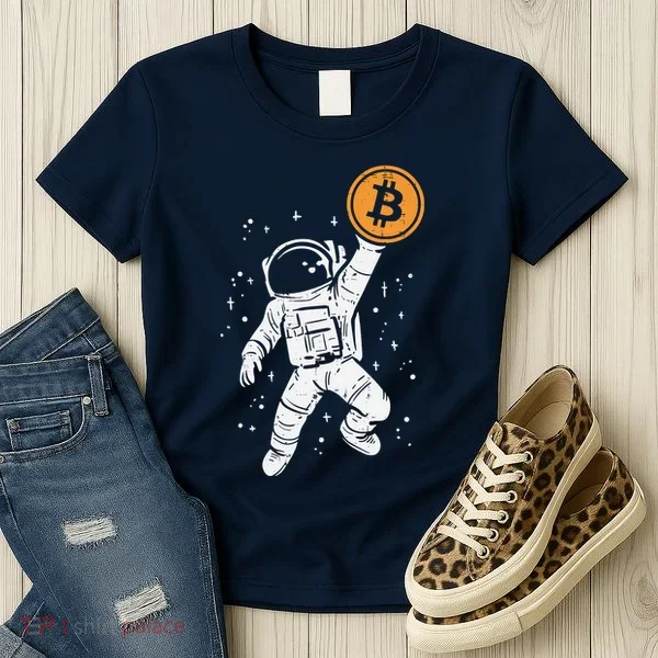 Astronaut Bitcoin Moon Funny Crypto Cryptocurrency Women's T-Shirt