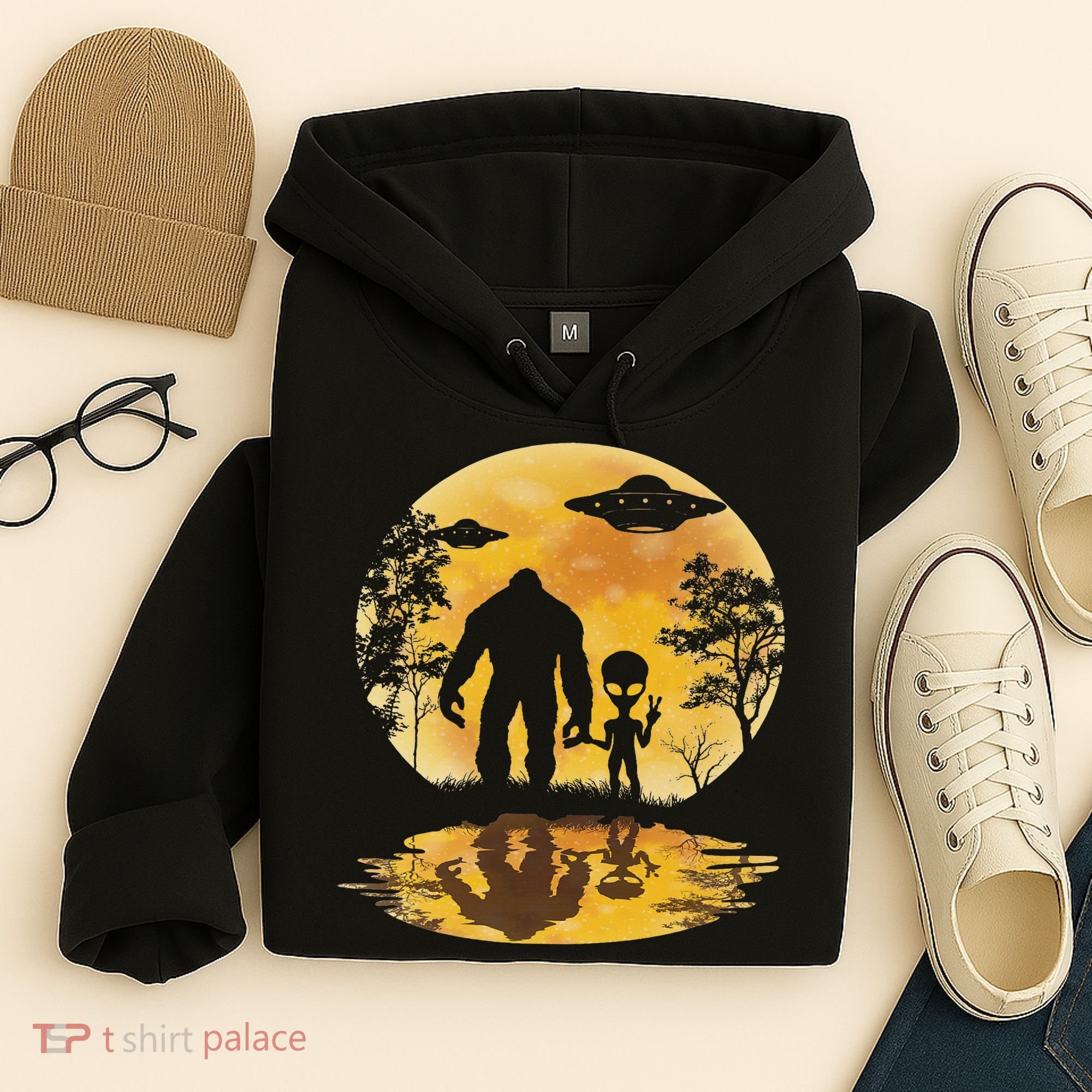Alien Bigfoot Moon Sasquatch Ufo Extraterrestrial Women Hoodie