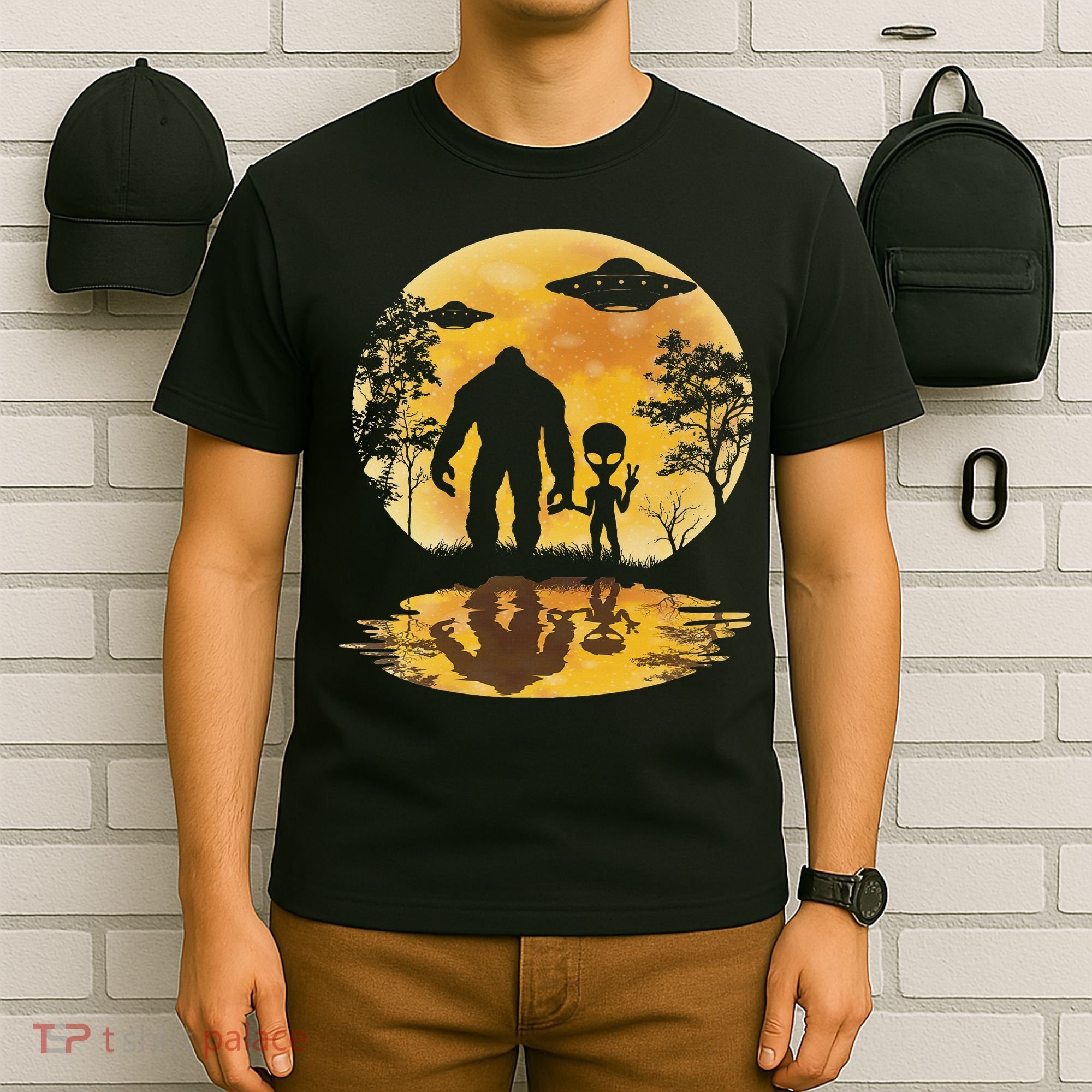Alien Bigfoot Moon Sasquatch Ufo Extraterrestrial Women T-Shirt