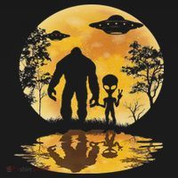 Alien Bigfoot Moon Sasquatch Ufo Extraterrestrial Women Mousepad thumb 1