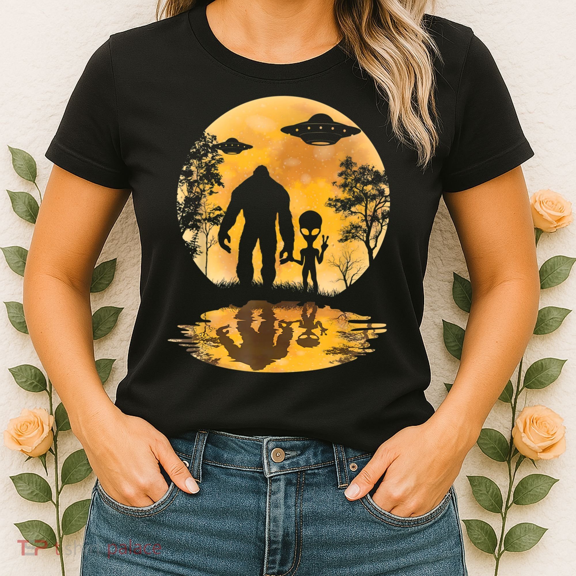 Alien Bigfoot Moon Sasquatch UFO Extraterrestrial Men Women Women's T-Shirt