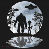 Alien Bigfoot Moon Sasquatch UFO Extraterrestrial Men Women Women's Hoodie thumb 2