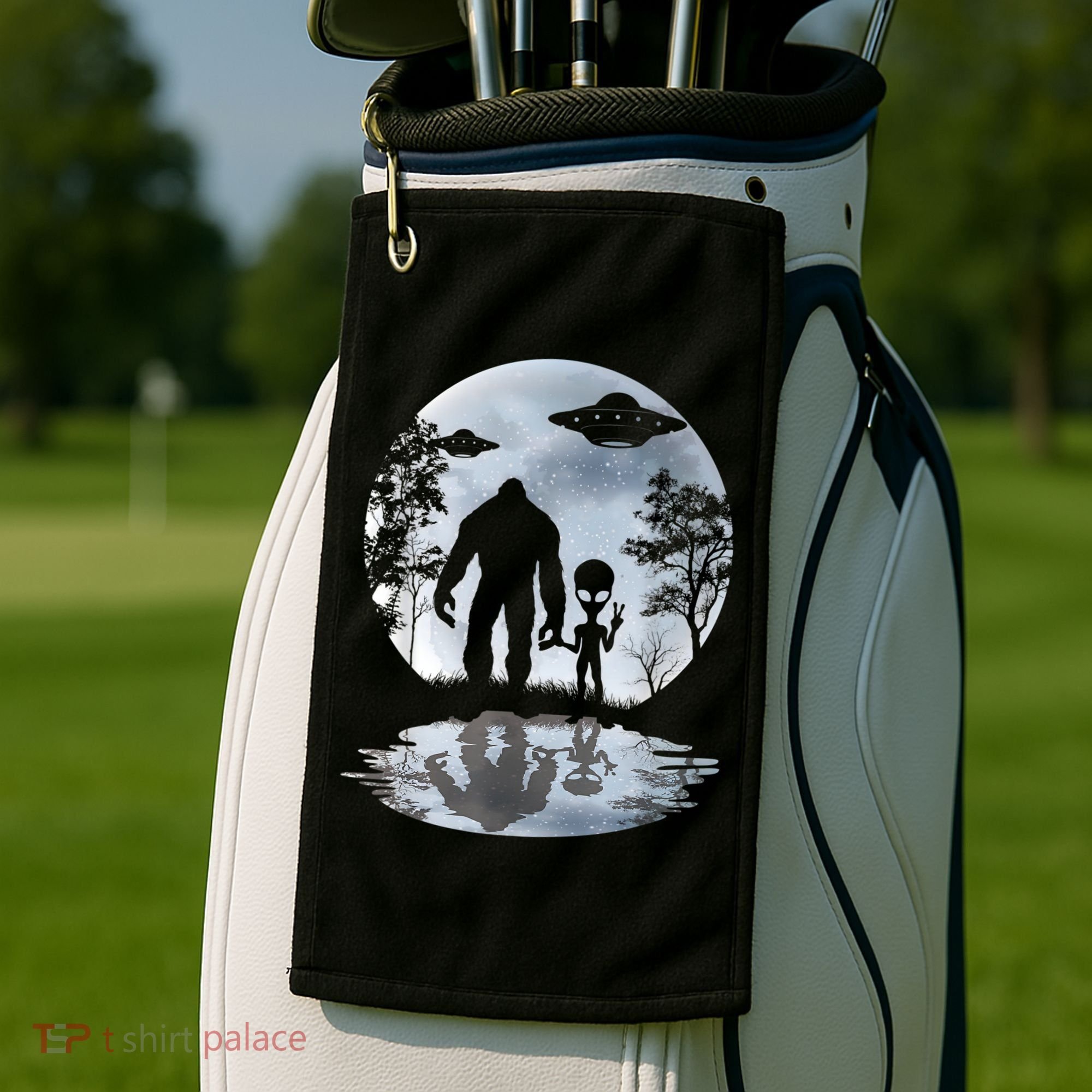 Alien Bigfoot Moon Sasquatch UFO Extraterrestrial Men Women Golf Towel