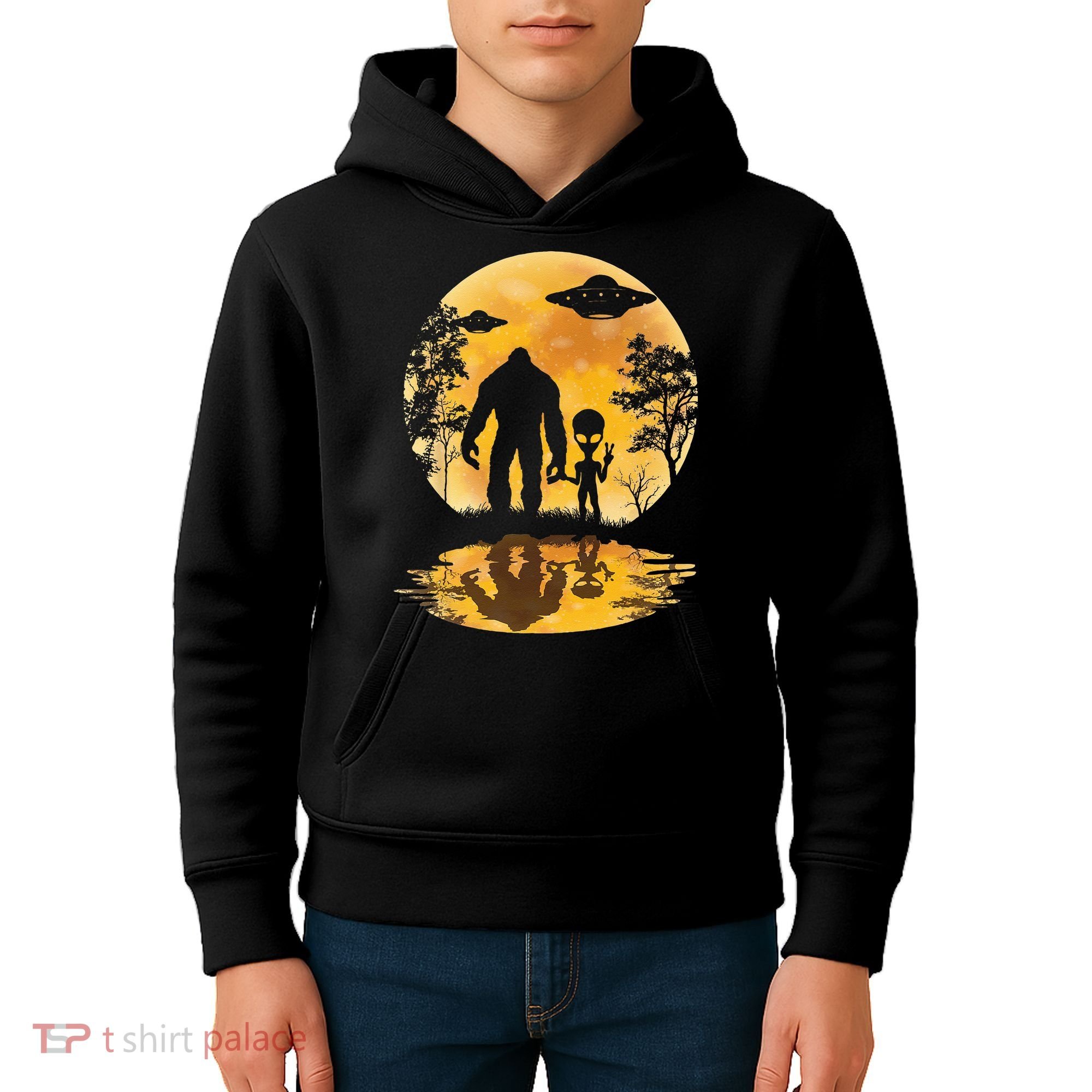 Alien Bigfoot Moon Sasquatch UFO Extraterrestria Kids Hoodie