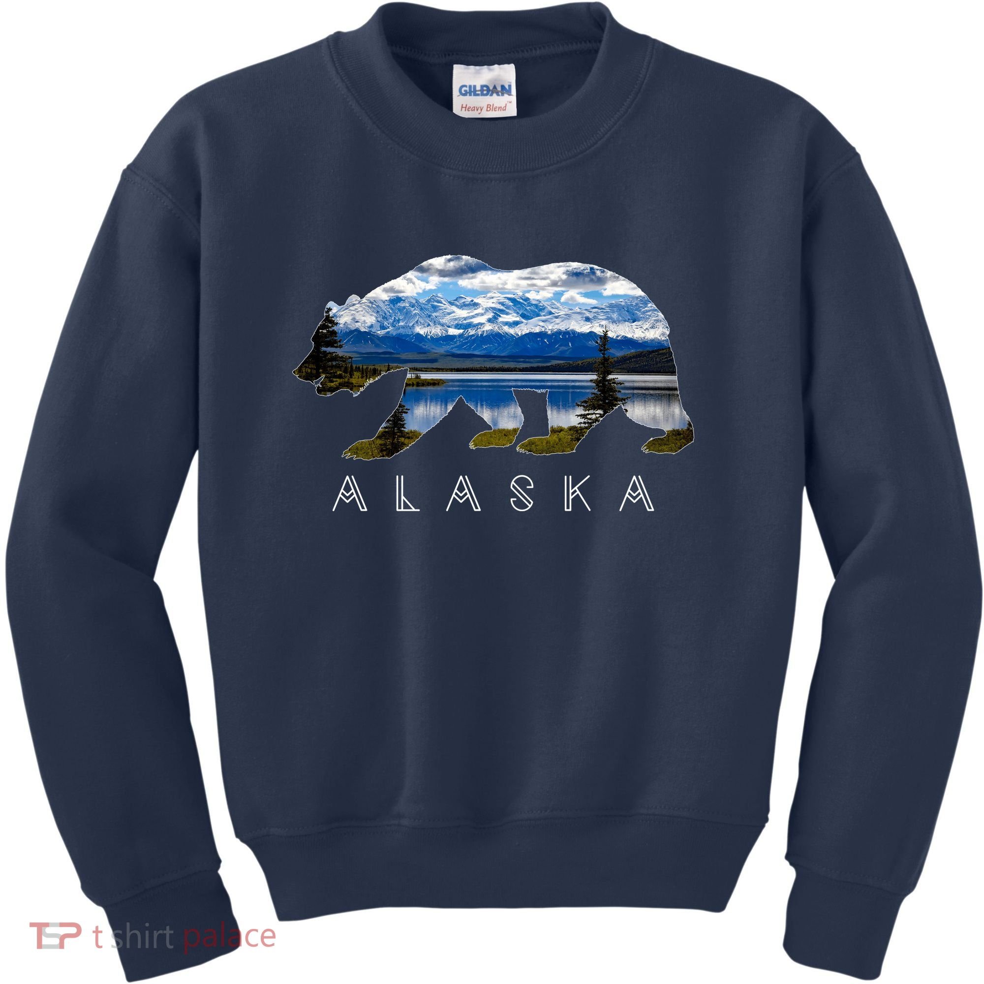 Alaskan Bear With Lake & Mountain Souvenir Kids Sweatshirt