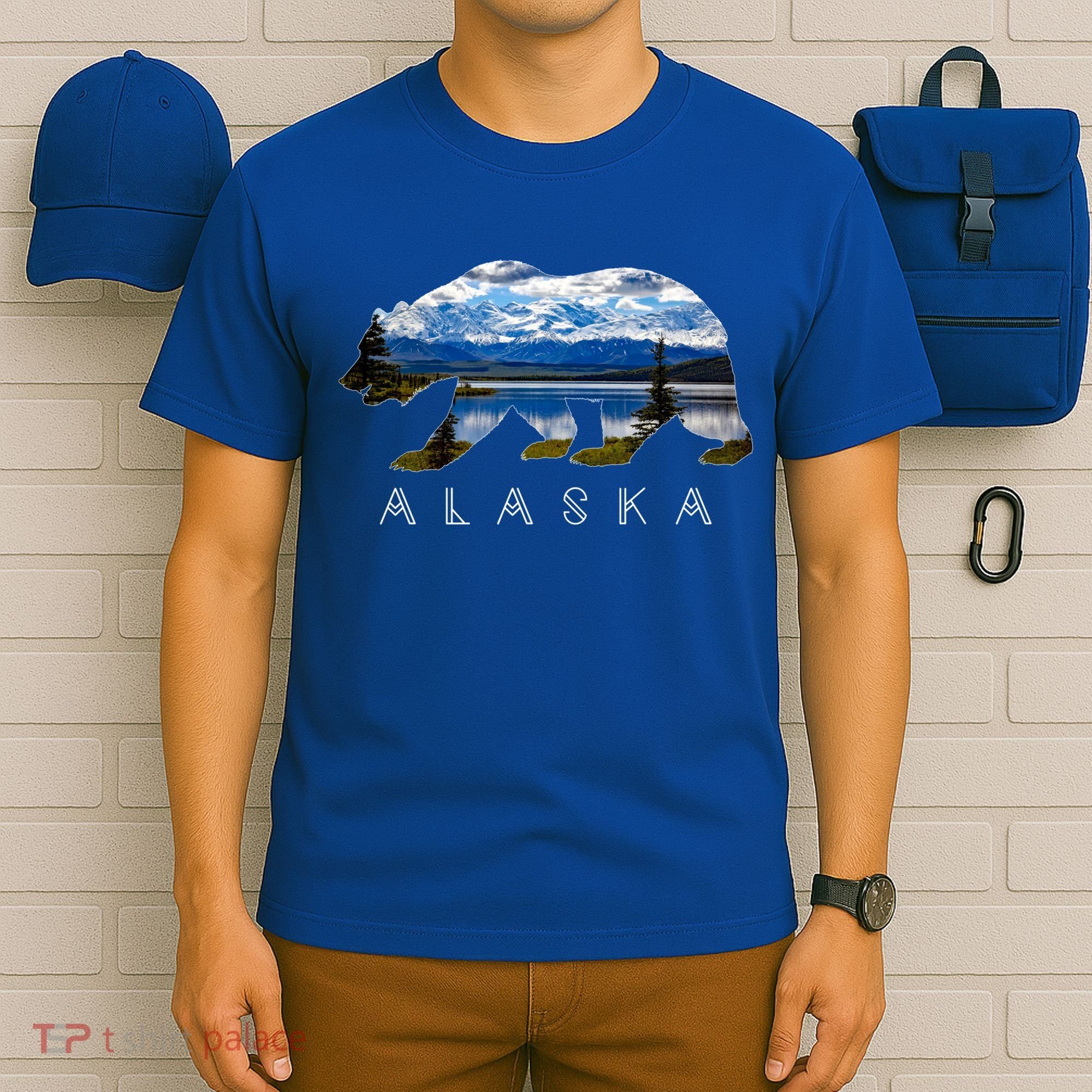 Alaskan Bear With Lake And Mountain Souvenir Gift T-Shirt
