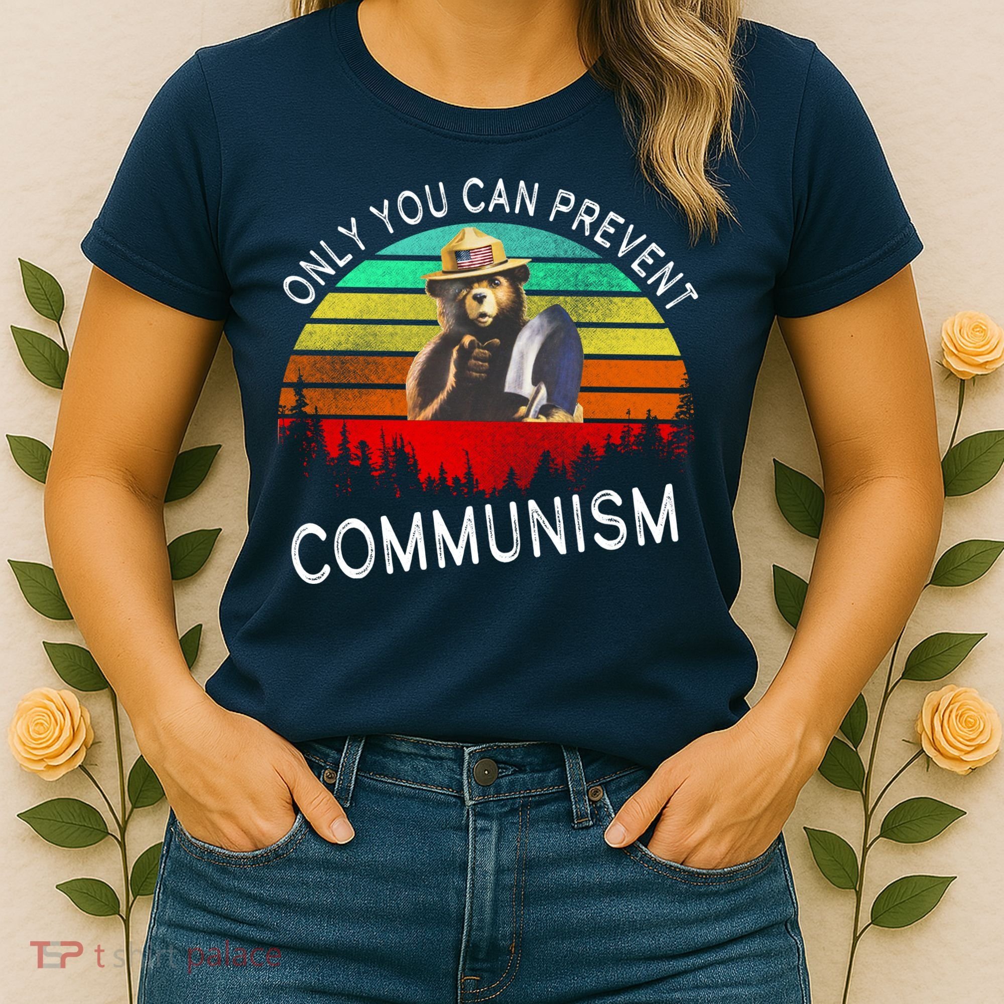 Anti Communism Capitalism Antisocialist Bear Women's T-Shirt