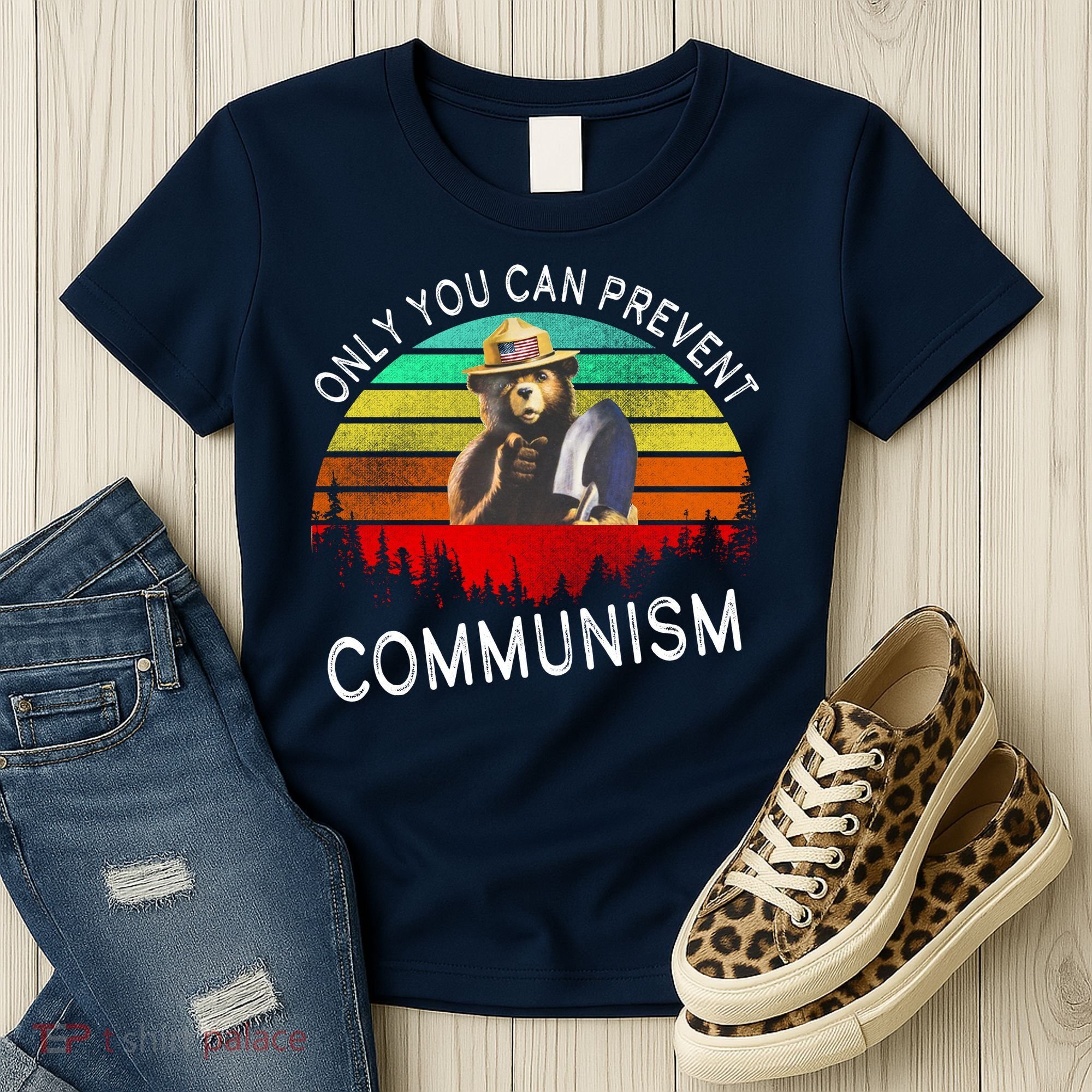 Anti Communism Capitalism Antisocialist Bear Women's T-Shirt