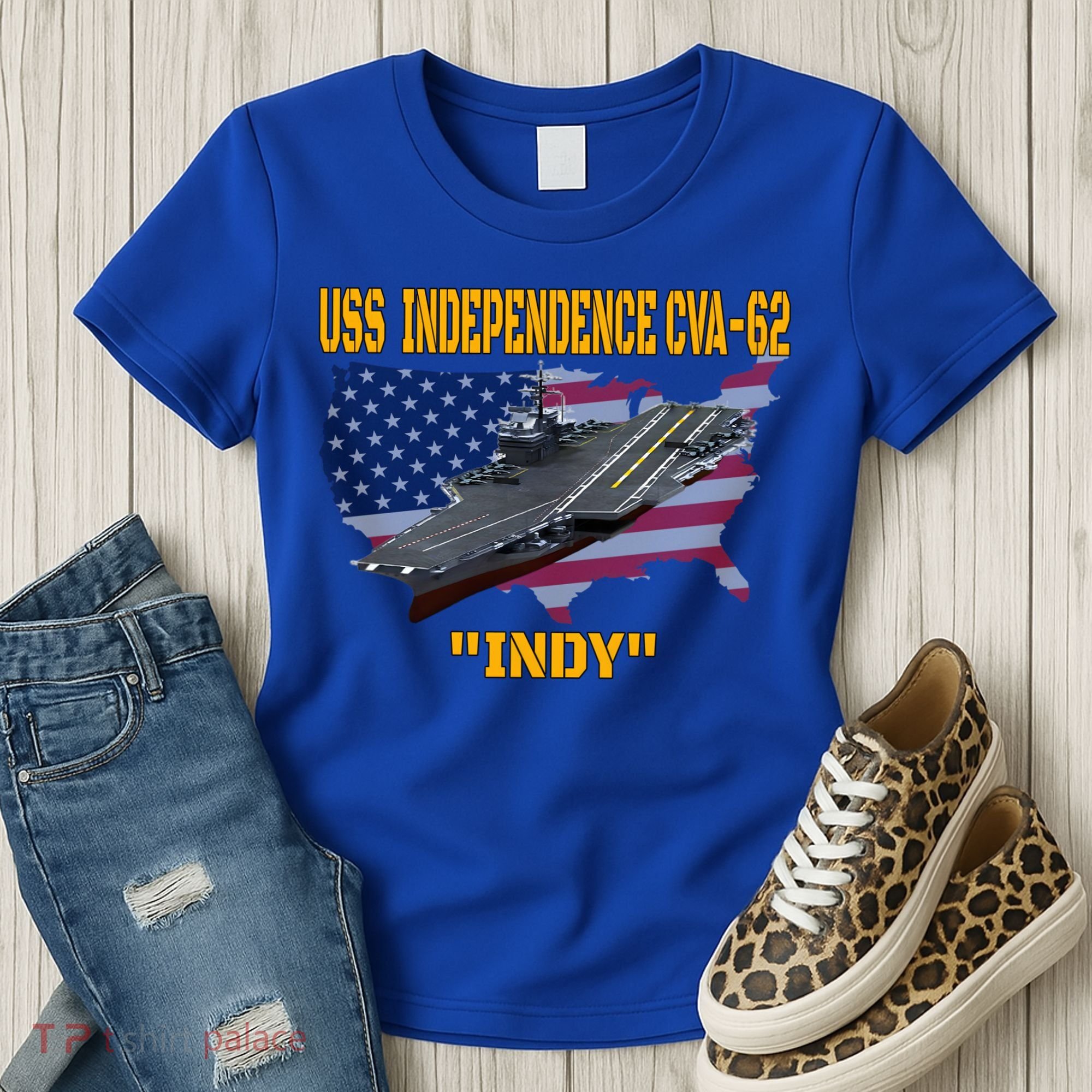 Aircraft Carrier Uss Independence Cvagift62 Veterans Day Gift Women's T-Shirt