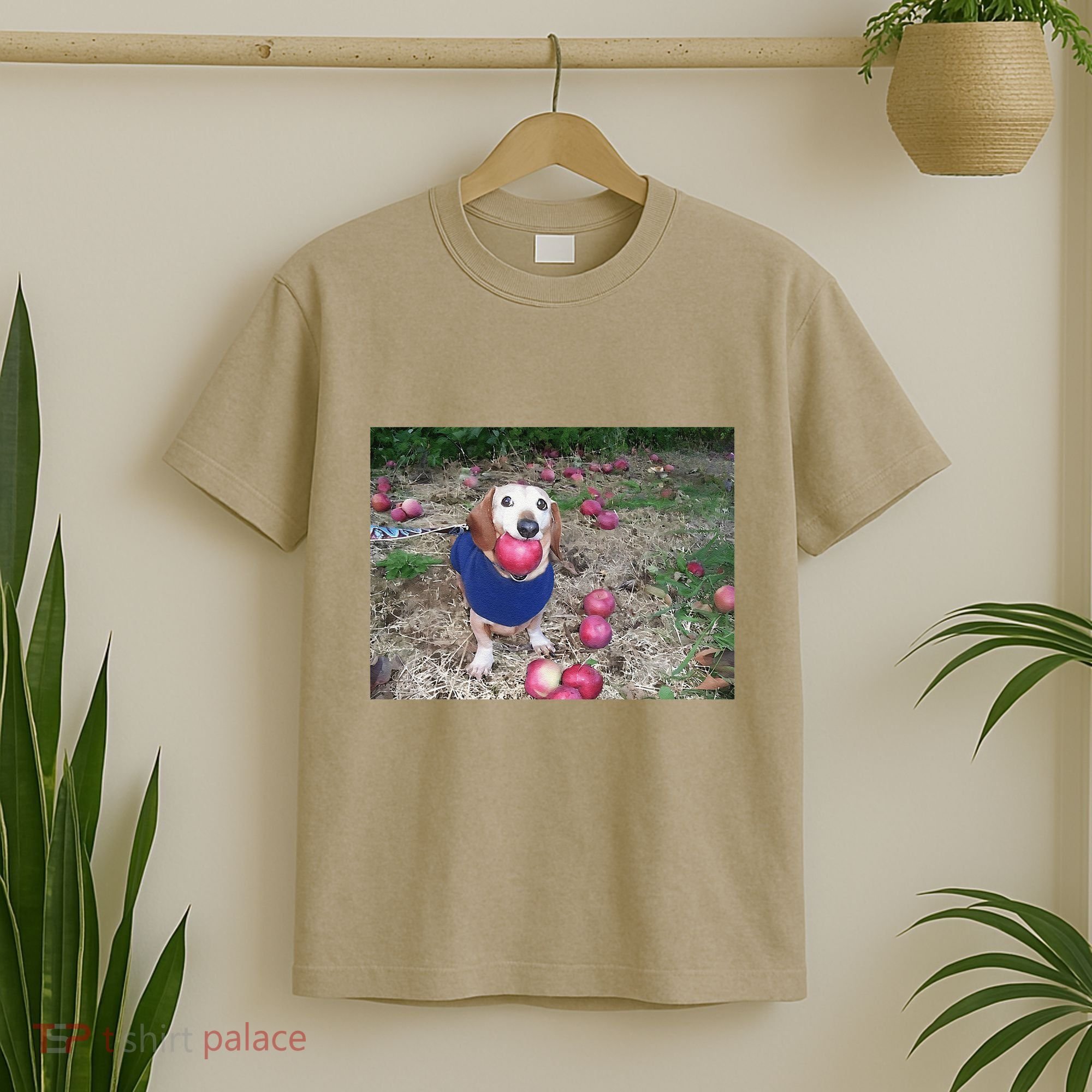 Apple Dog Meme Funny Dog With Apple In Mouth Funny Brainrot T-Shirt