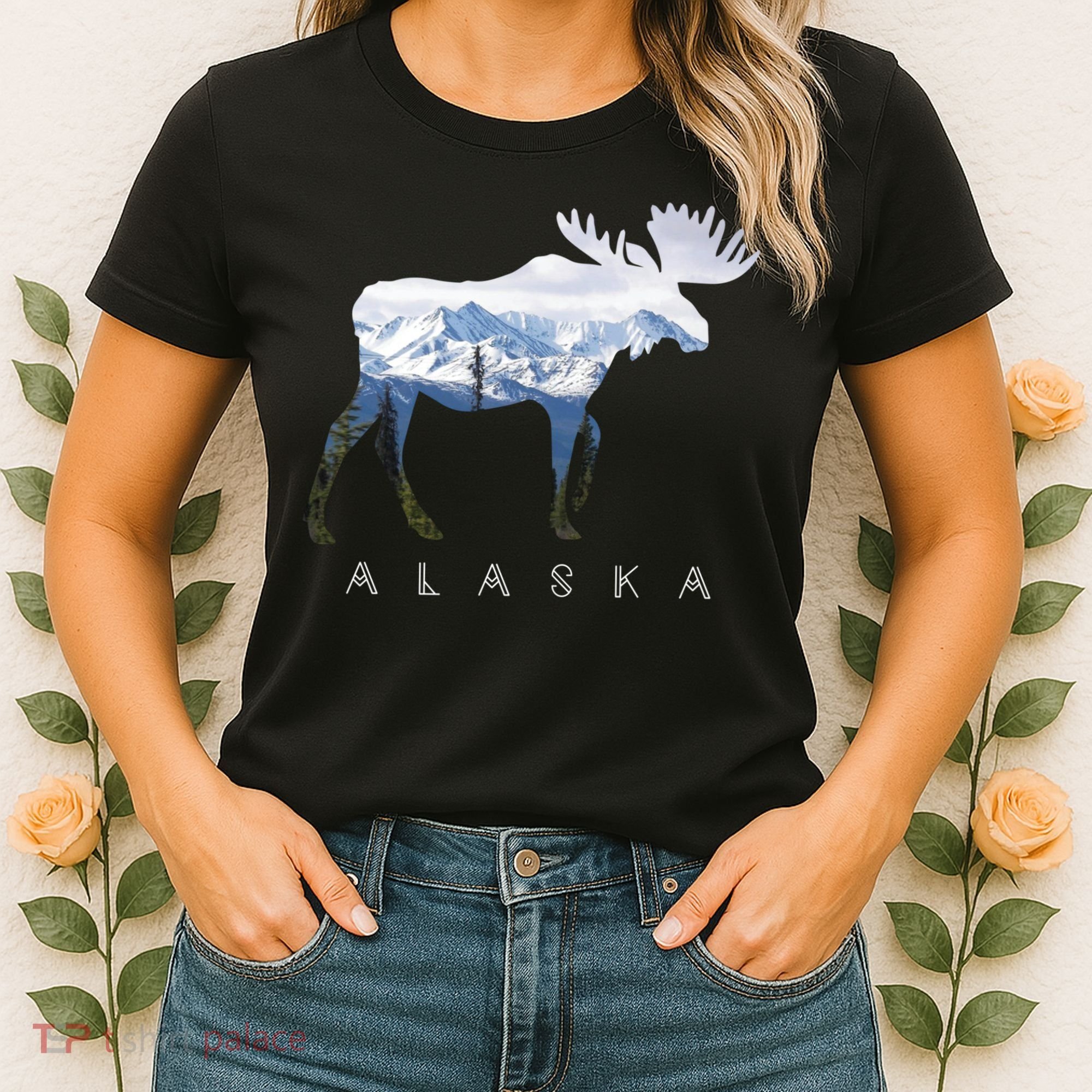 Alaska Day Moose Snowy Mountain Cute Gift Alaskan Tourist Gift Women's T-Shirt