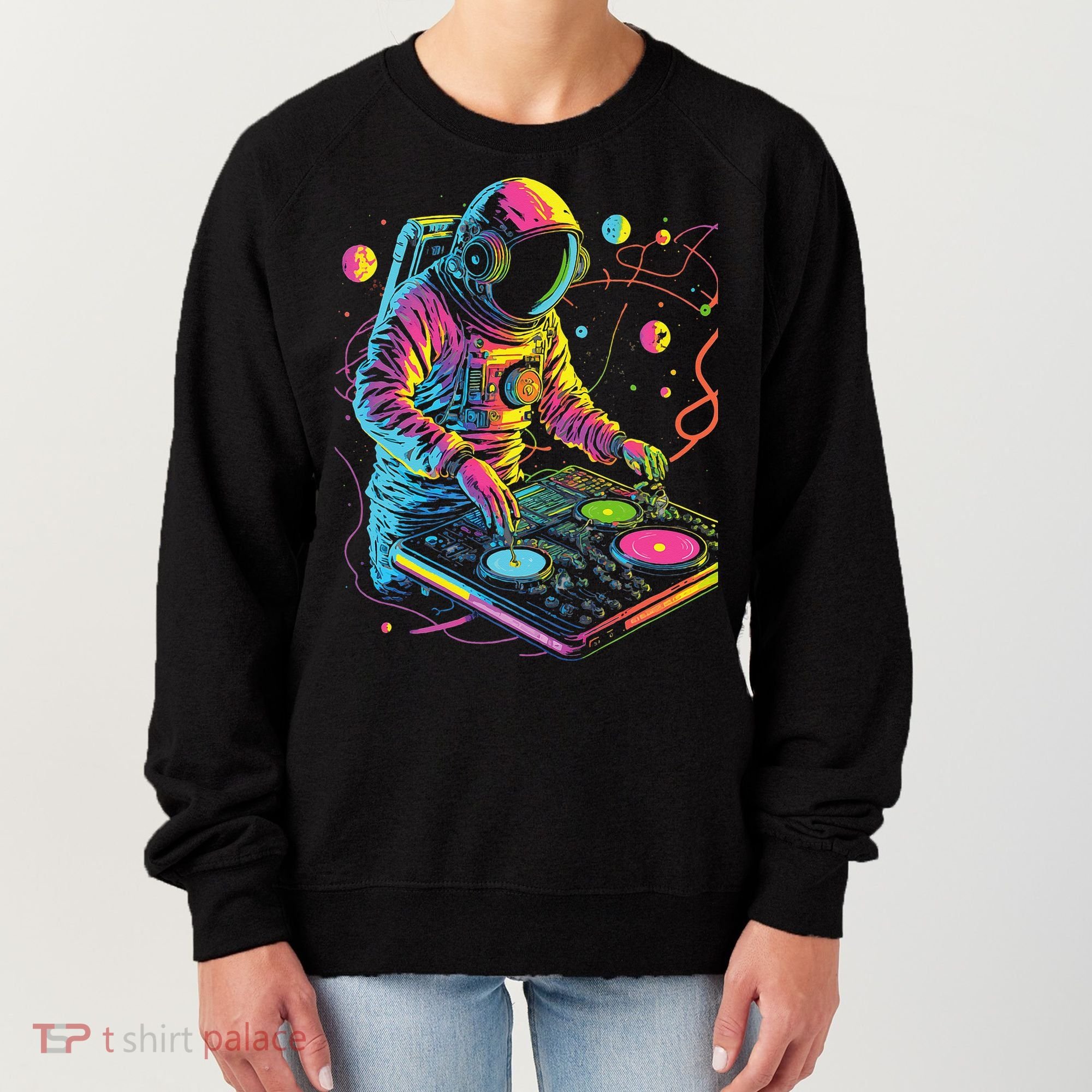 Astronaut DJ Record Techno Music Cool Astronauts Space Women's Sweatshirt