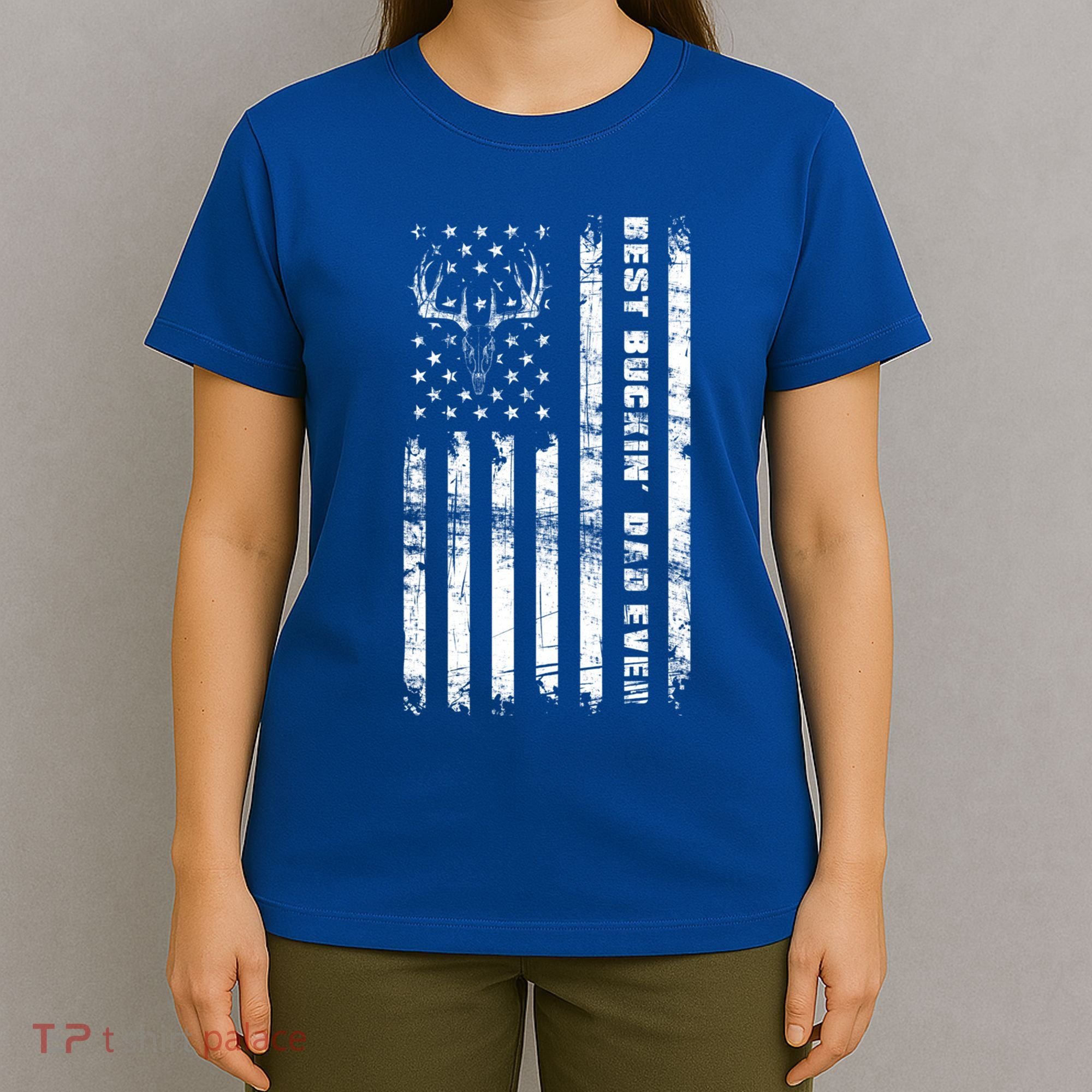 American Flag Best Buckin Dad Ever Gift Deer Hunter Gift T-Shirt