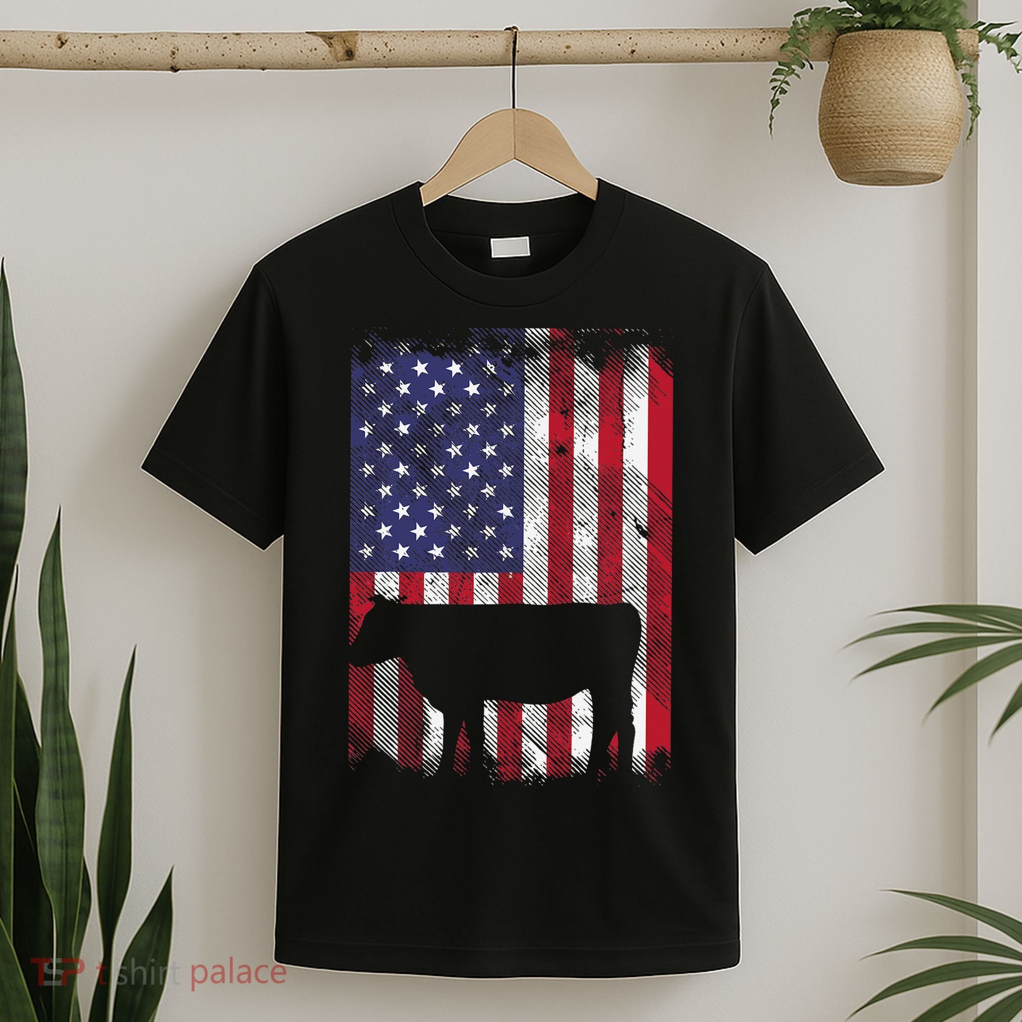 American Flag Cow Vintage Farm Animal Patriotic Farmer Gift T-Shirt