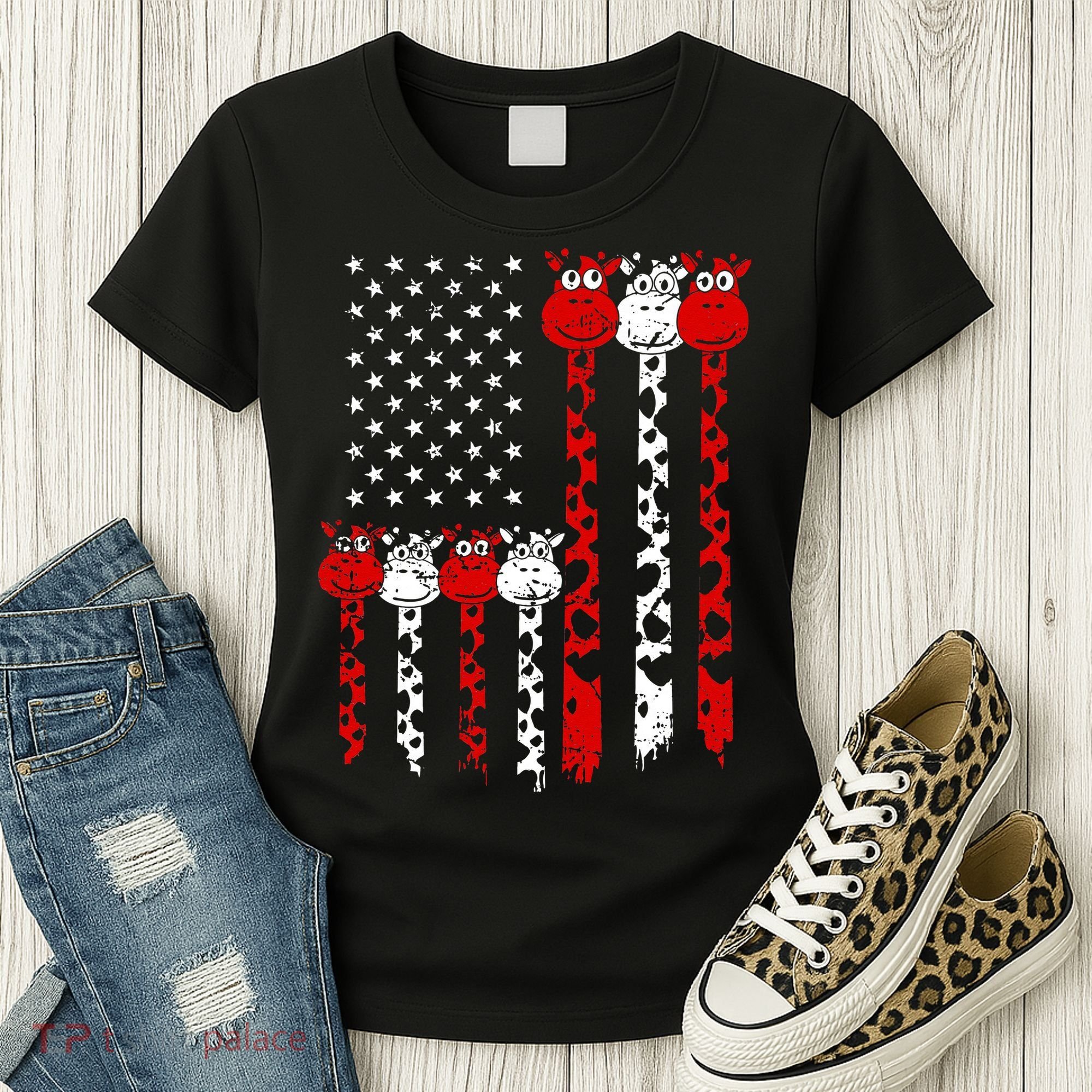 American Flag Giraffe 4th of July Cute USA Gift Women's T-Shirt
