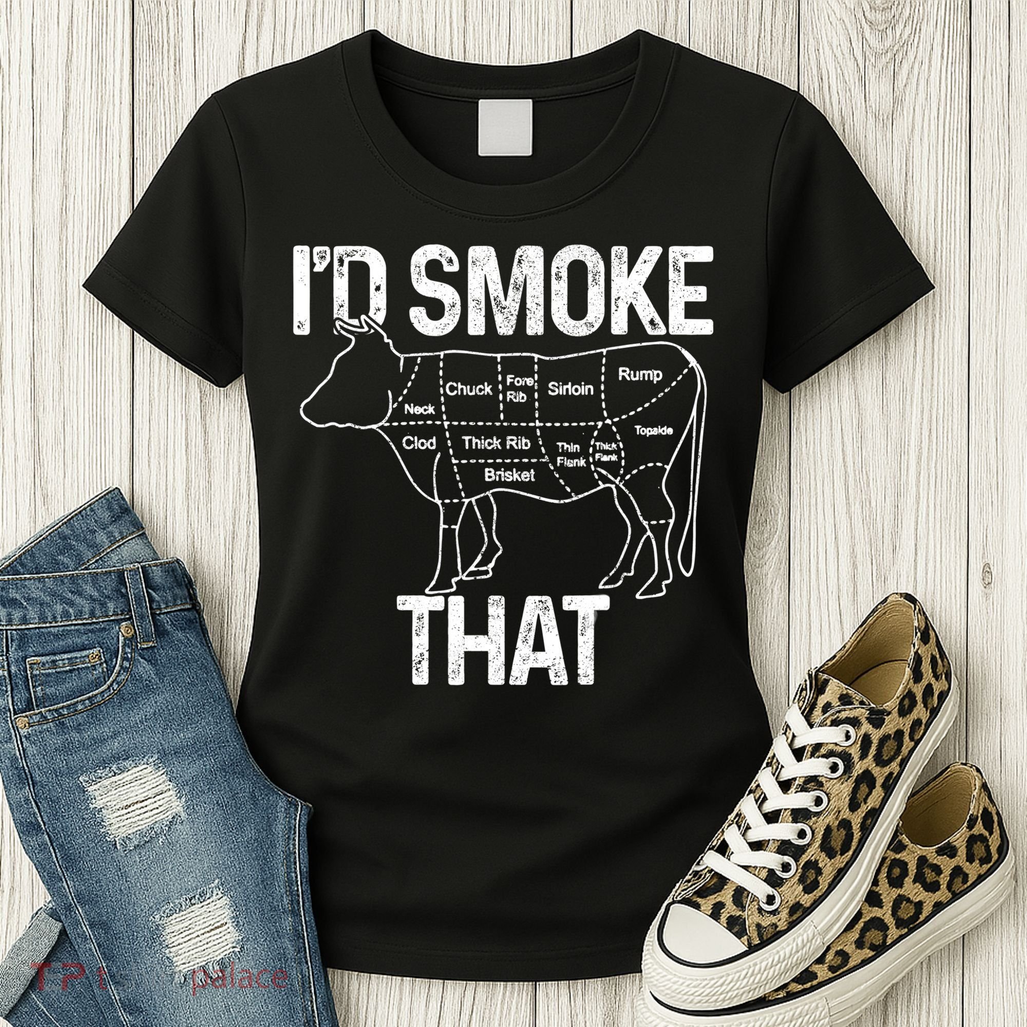 A Funny Gift For Bbq Cook Lovers I'd Smoke That Cow Beef Women's T-Shirt